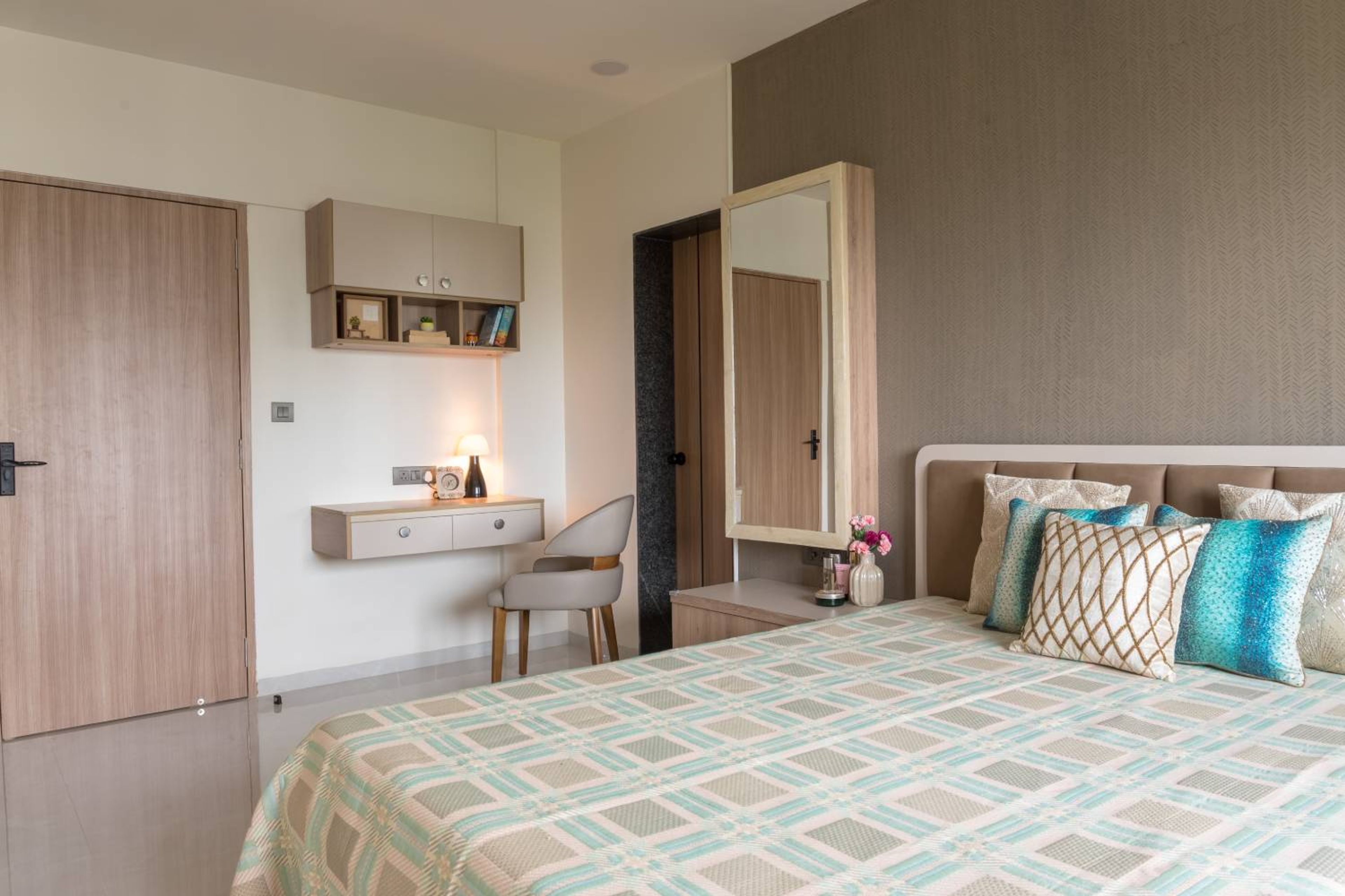 Bedroom Design with Wall Mounted Dressing and Study Space