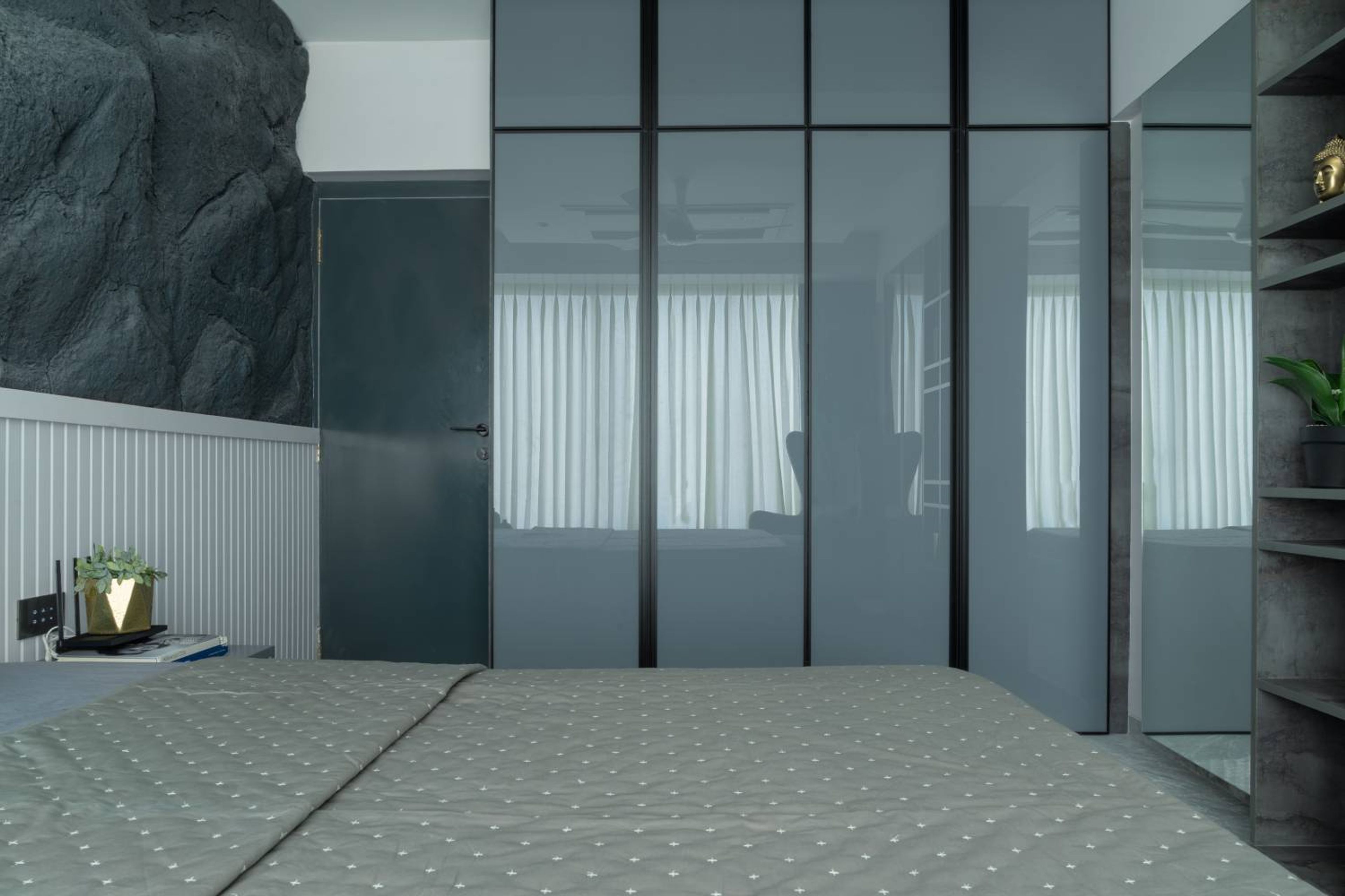 Modern 4-Door Wardrobe Design in Mantello Blu with Glossy Acrylic Shutters