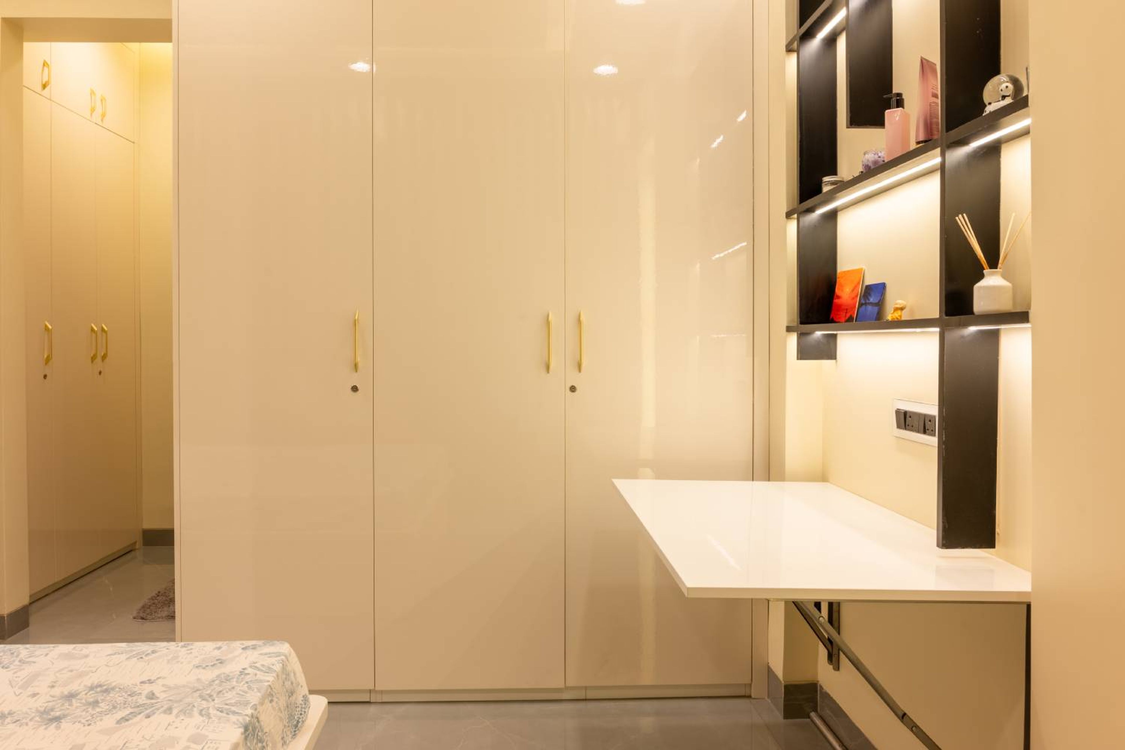 Modern 3-Door Swing Wardrobe Design in White