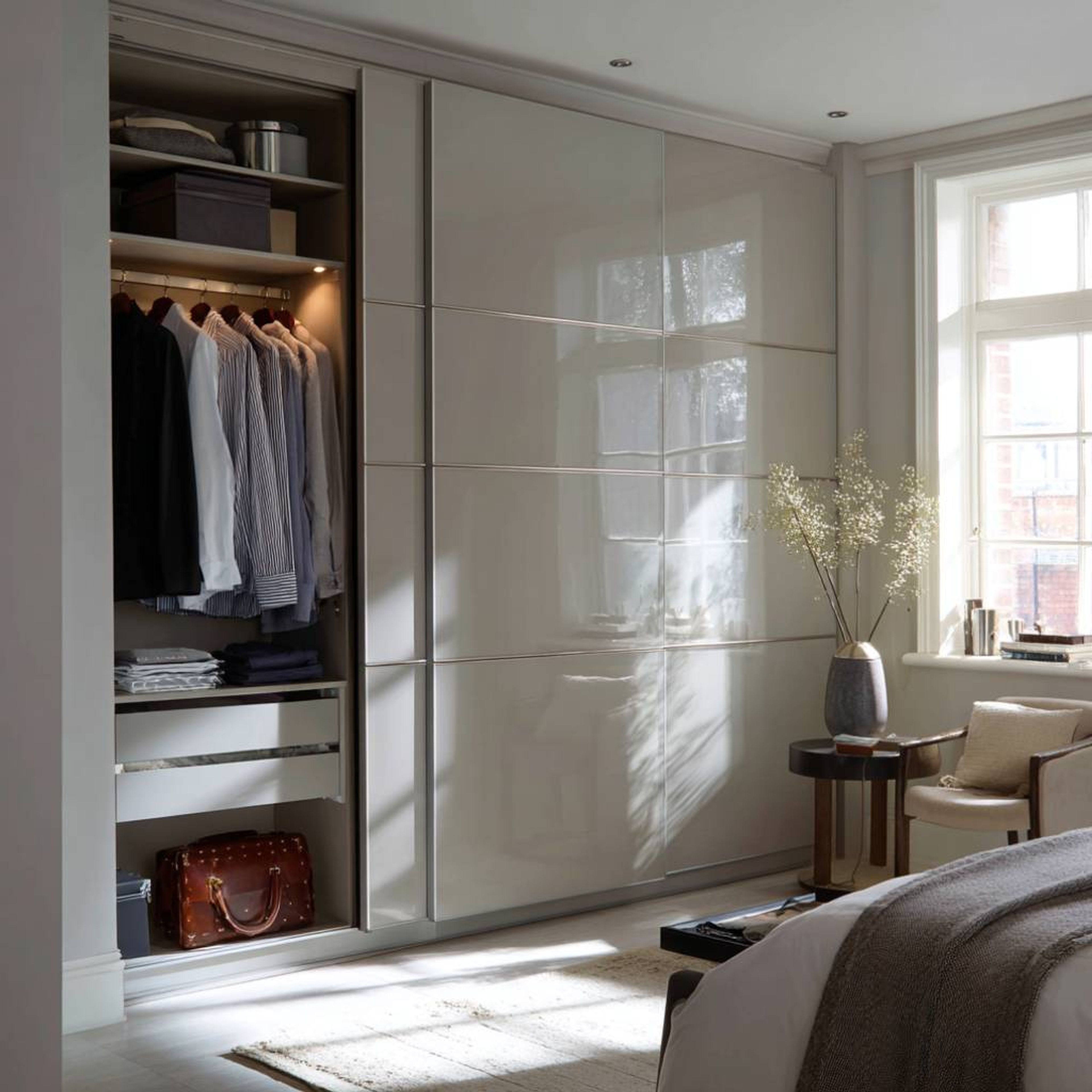 Modern Beige Sliding Wardrobe Design with Lacquered Glass Finish