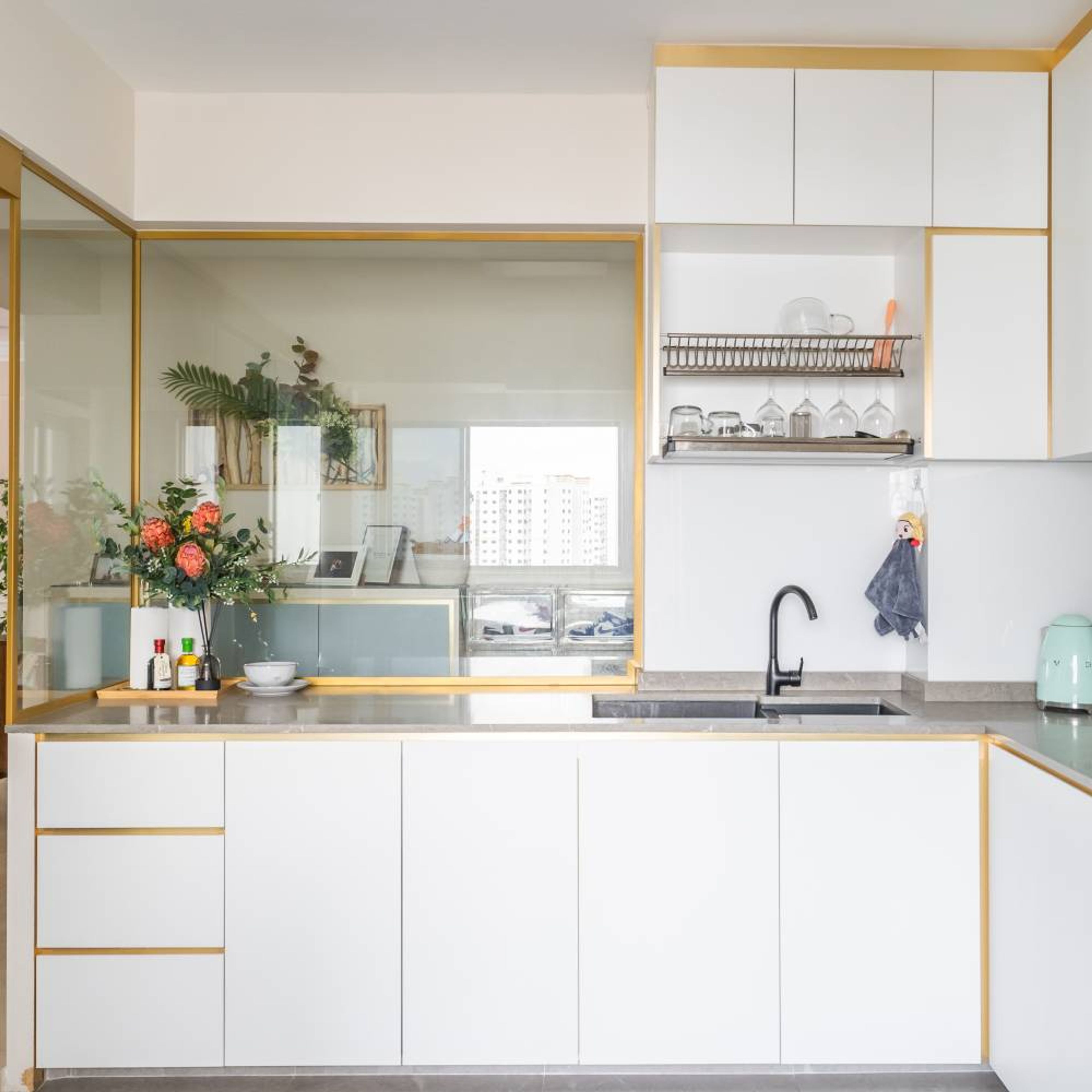 Classic Quartz Undermount Kitchen Sink Design - Livspace