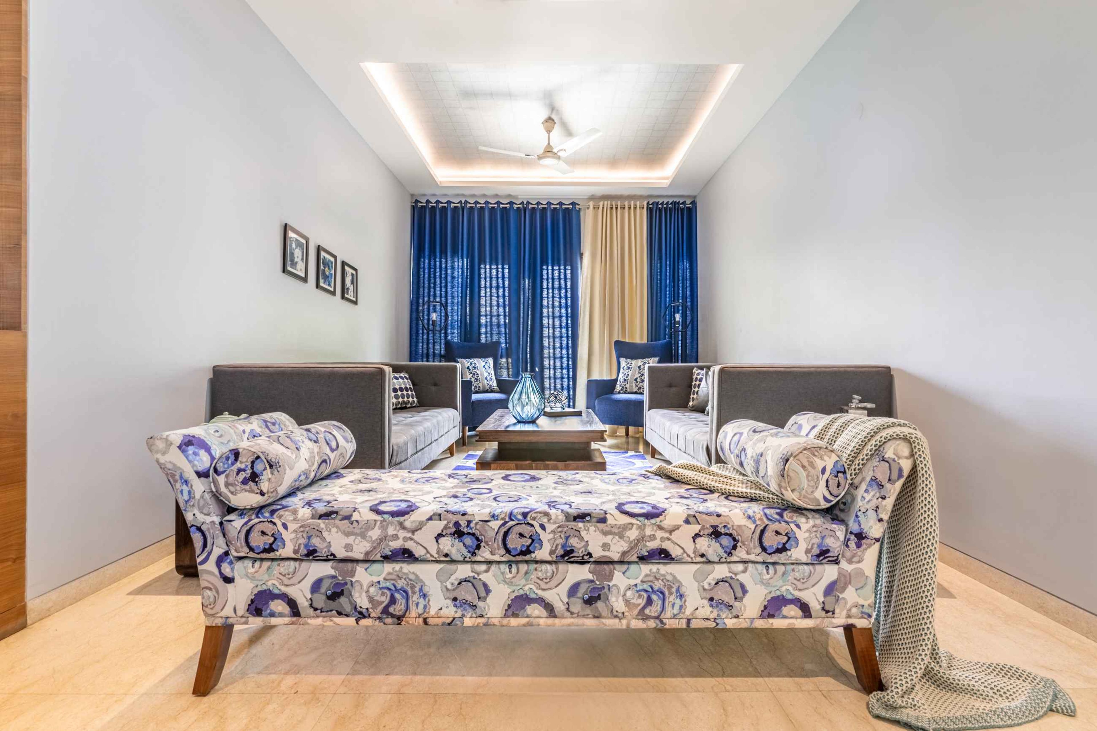 Contemporay Living Room And House Design In Delhi - Livspace