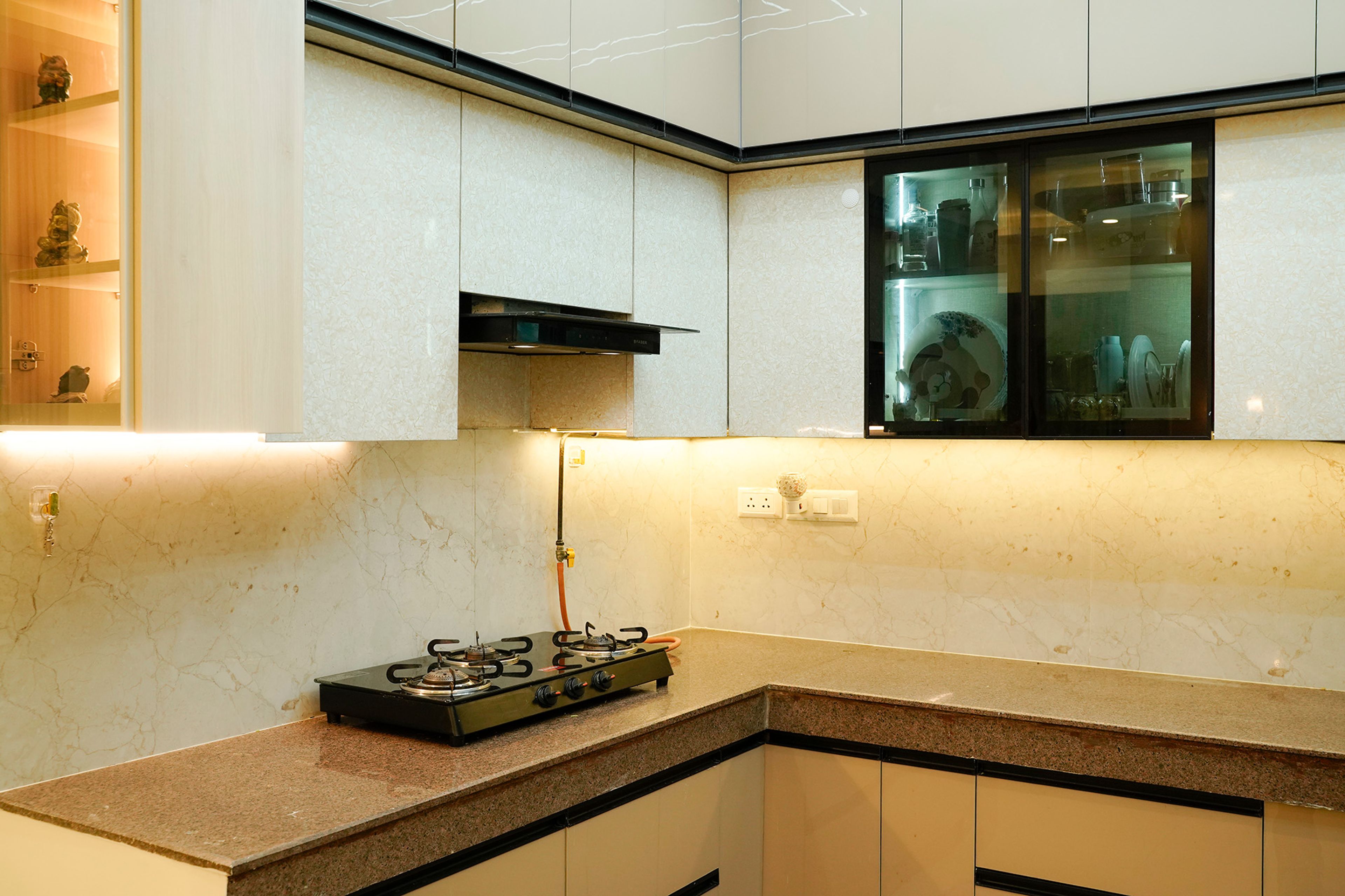 Modern Beige and Champagne L-Shaped Kitchen Design with Granite Top