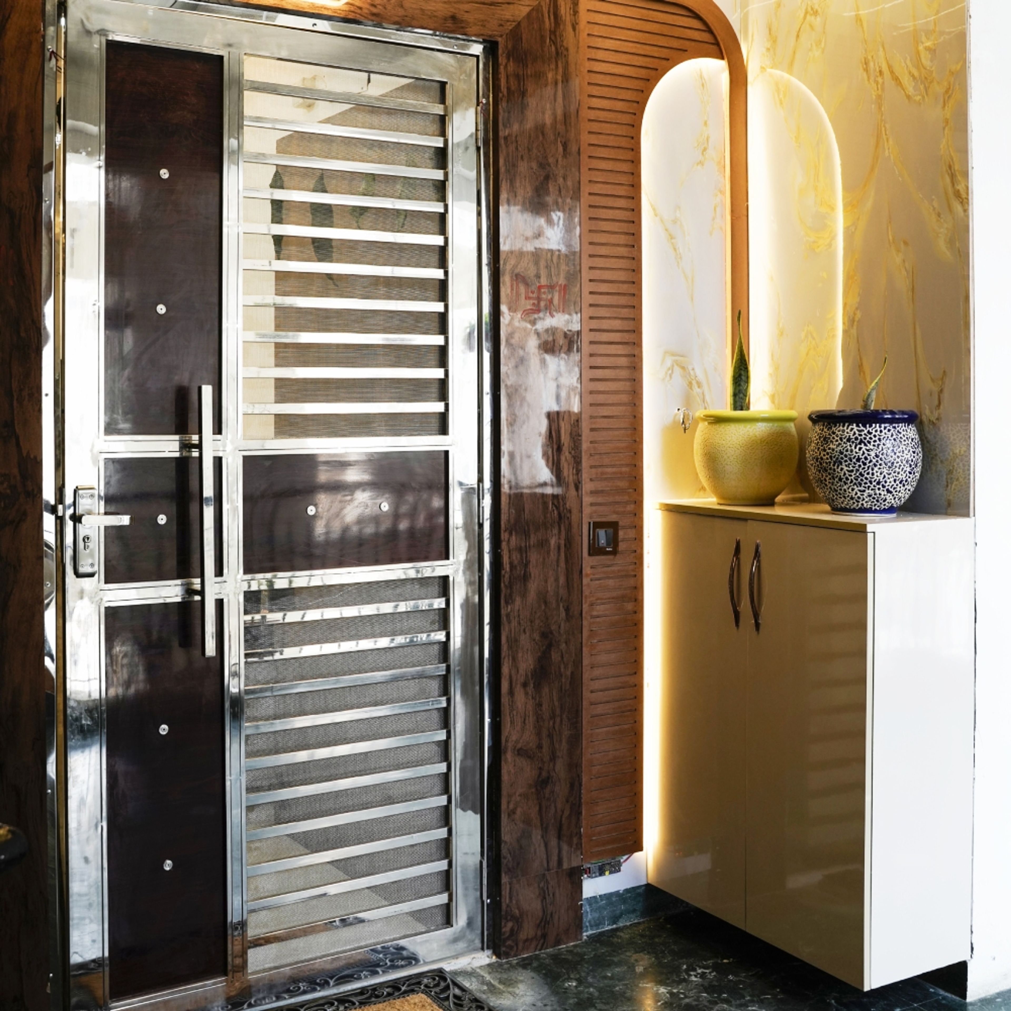 Contemporary Swing Single Door Design with Gloss Finish