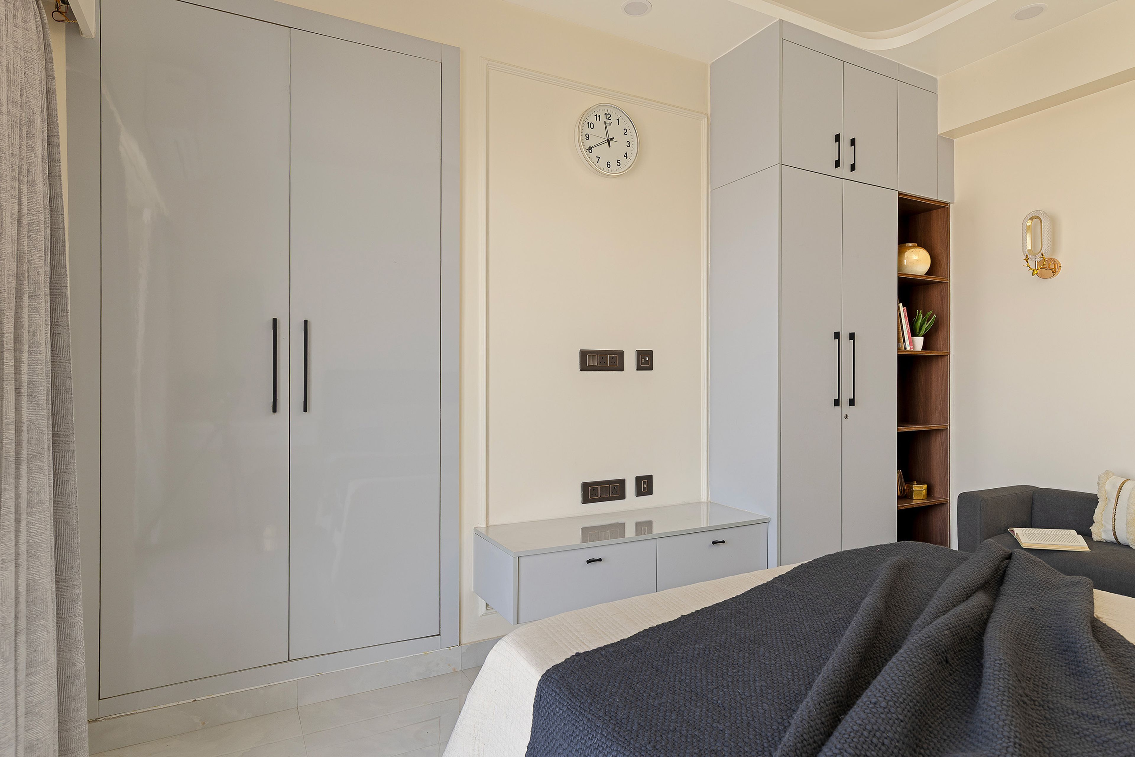 Master Bedroom Design with Panelled Feature Wall Frames, Vanity and Side Sofa