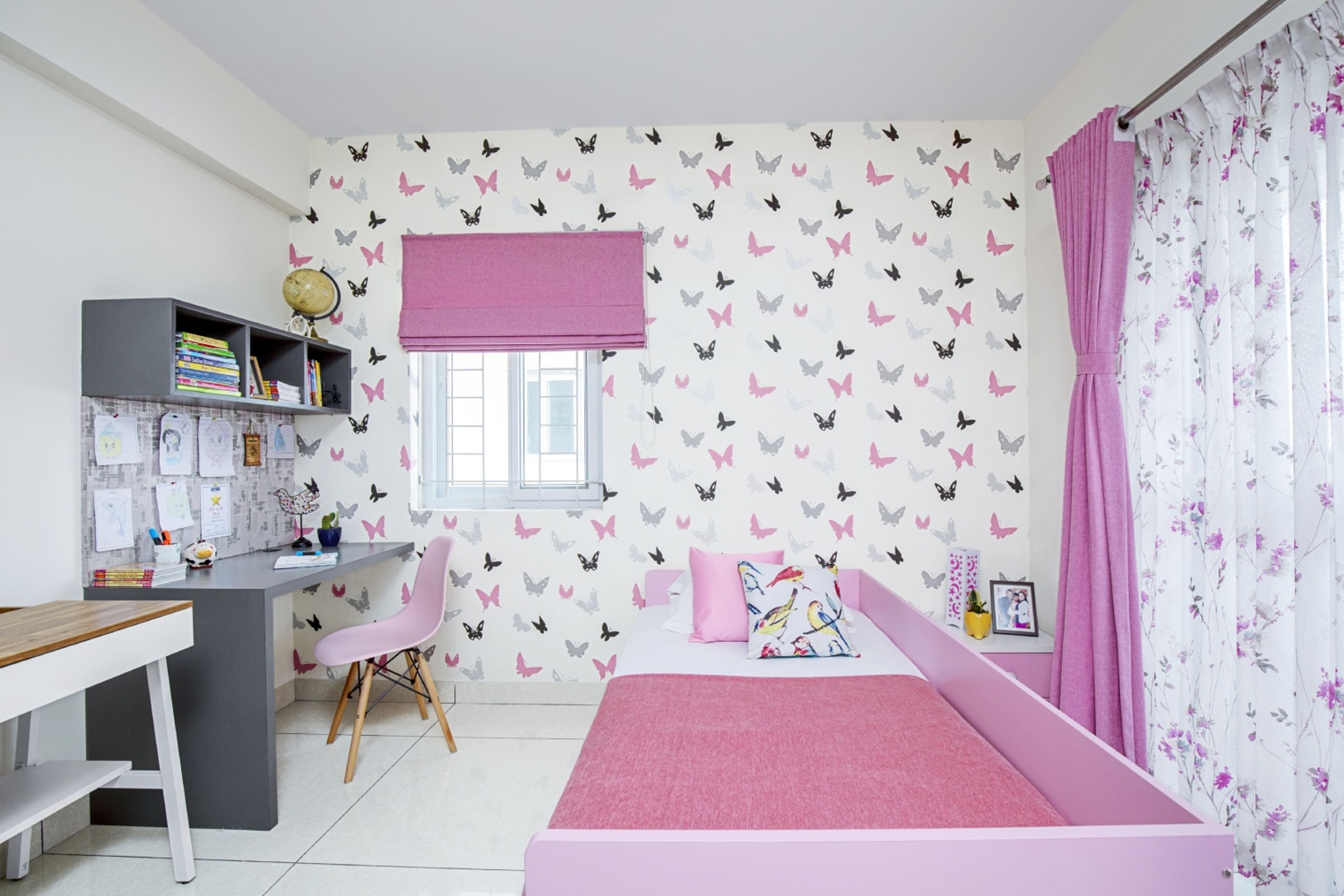 Modern Kids Room Design For Girls With A Pink Single Bed
