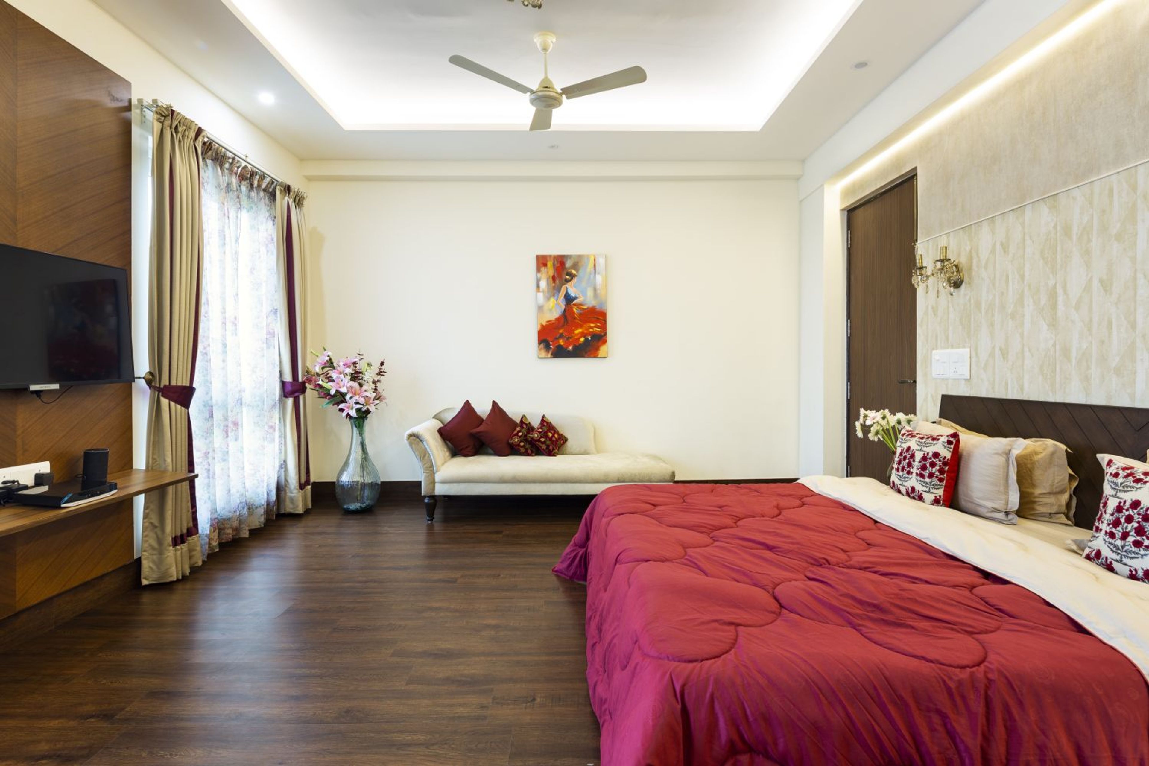 Master Bedroom Design with Wooden Flooring