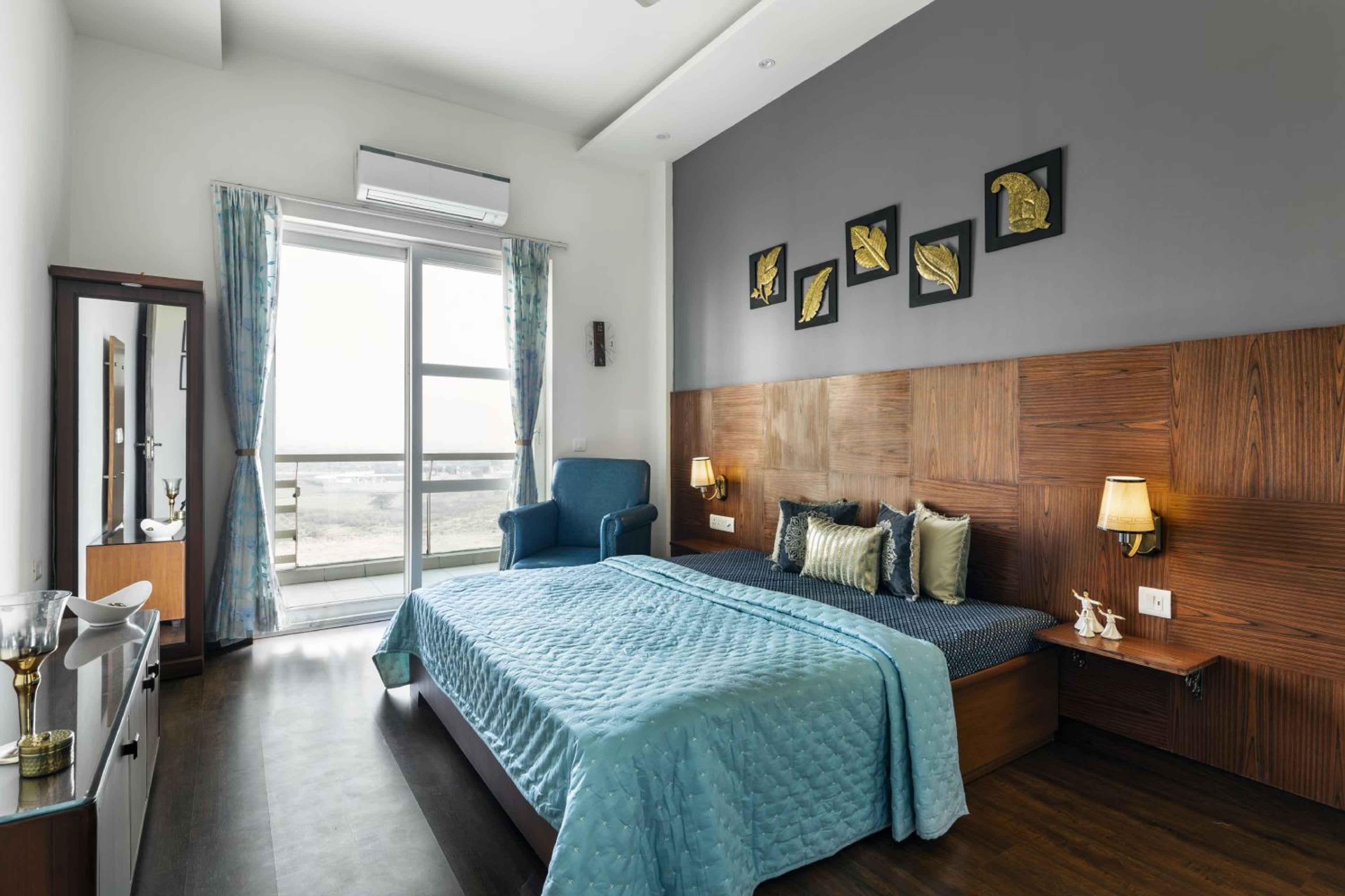 Guest Bedroom Design with Wooden Framed Mirror