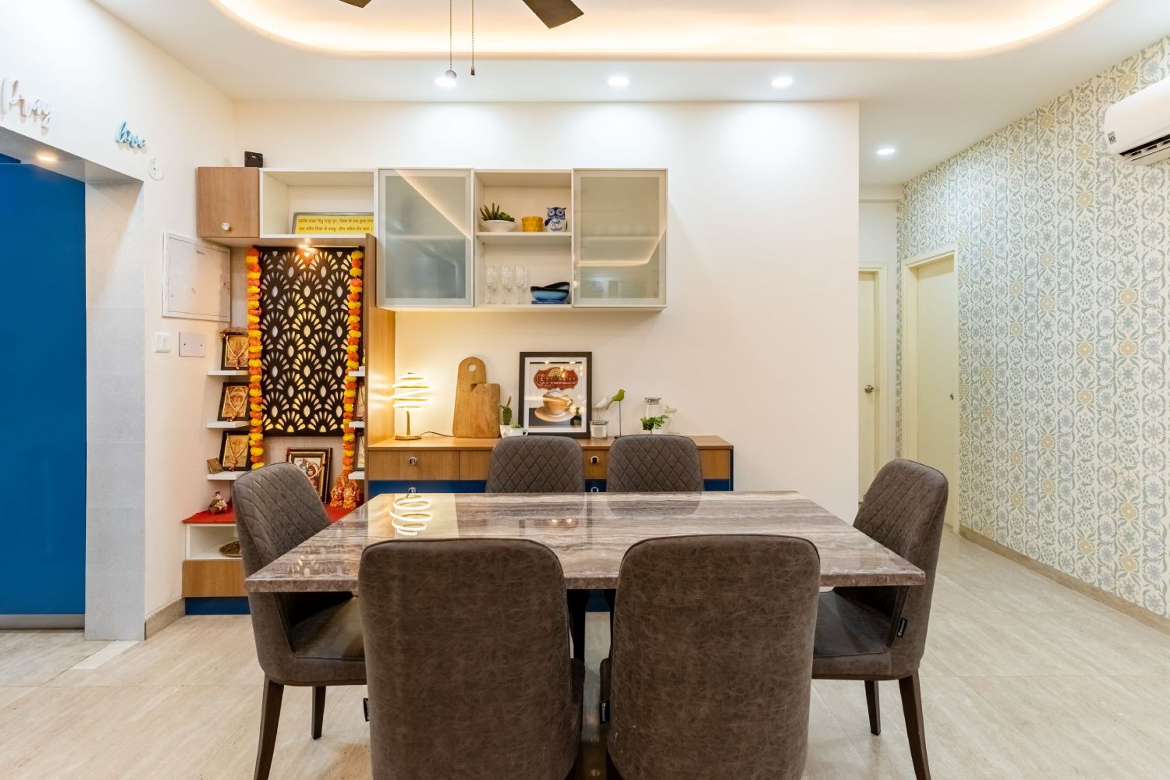 6-Seater Dining Room Design