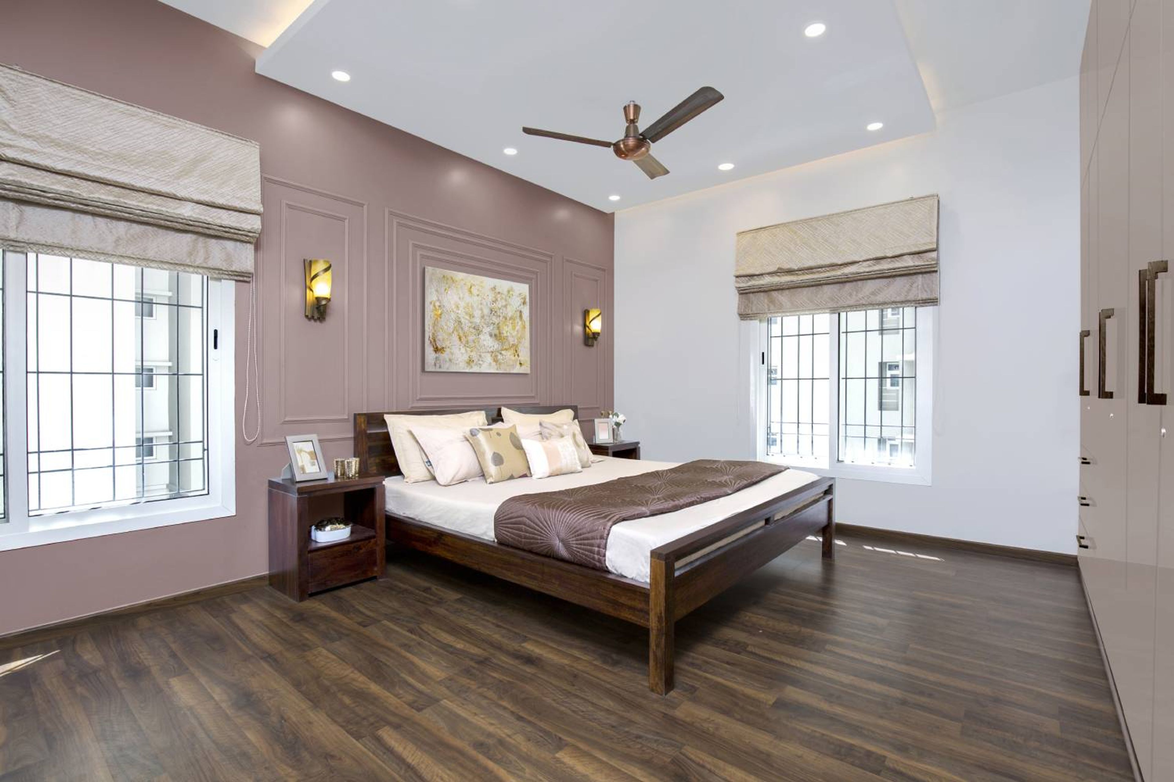 Master Bedroom Design with Pink Wall Trims