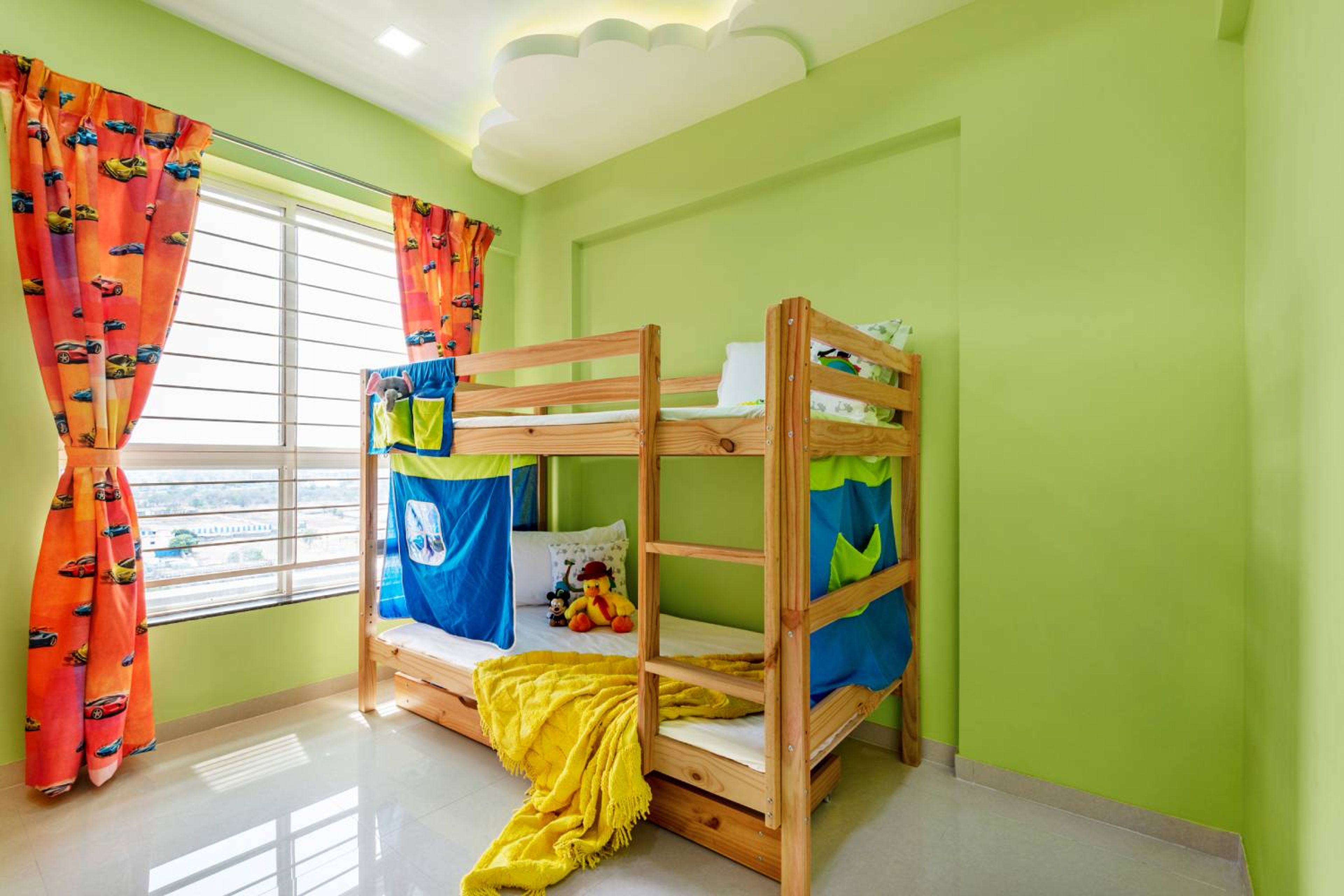 Kids Bedroom Design with Green Walls