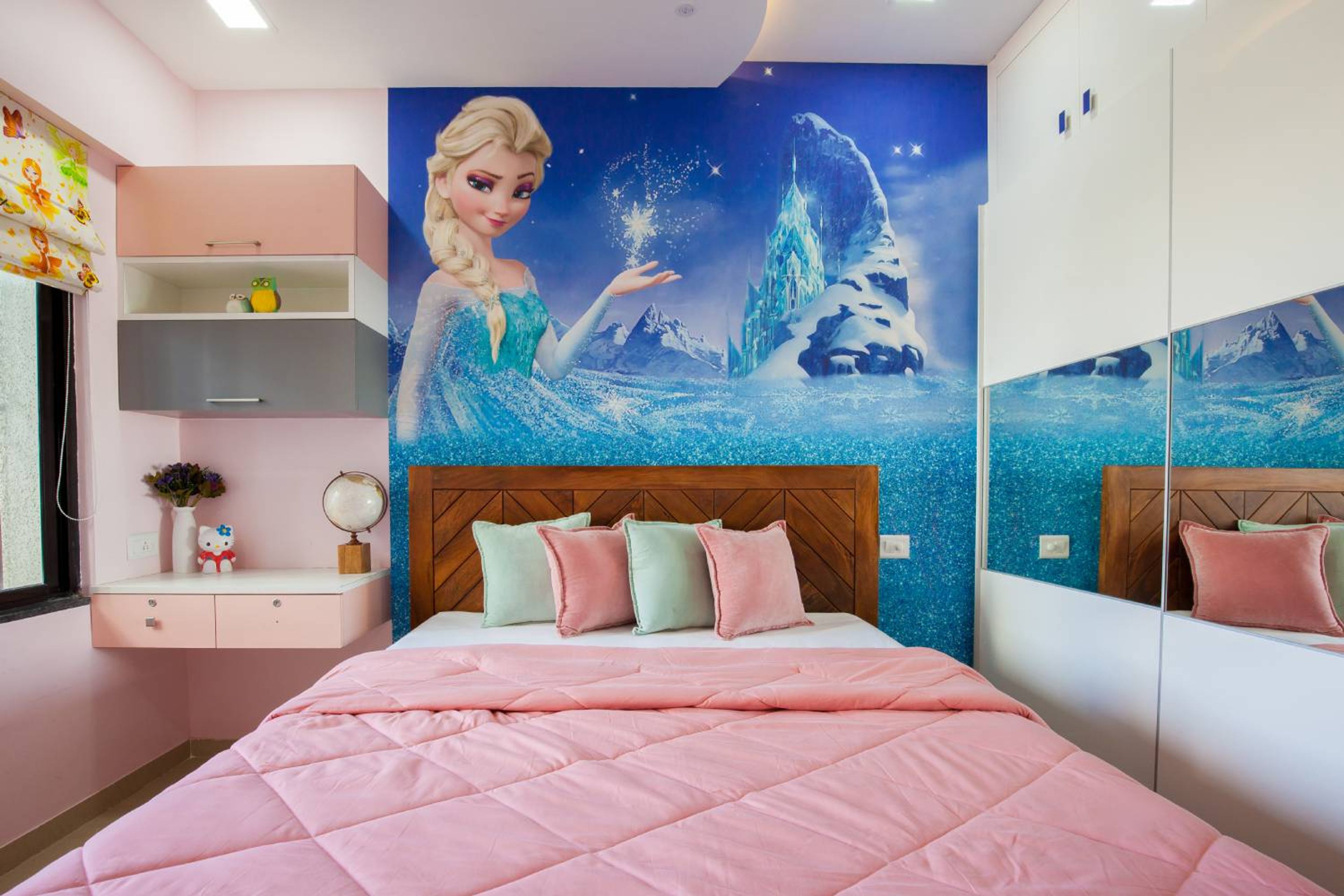 Kids Bedroom Design with 2-Door Sliding Wardrobe