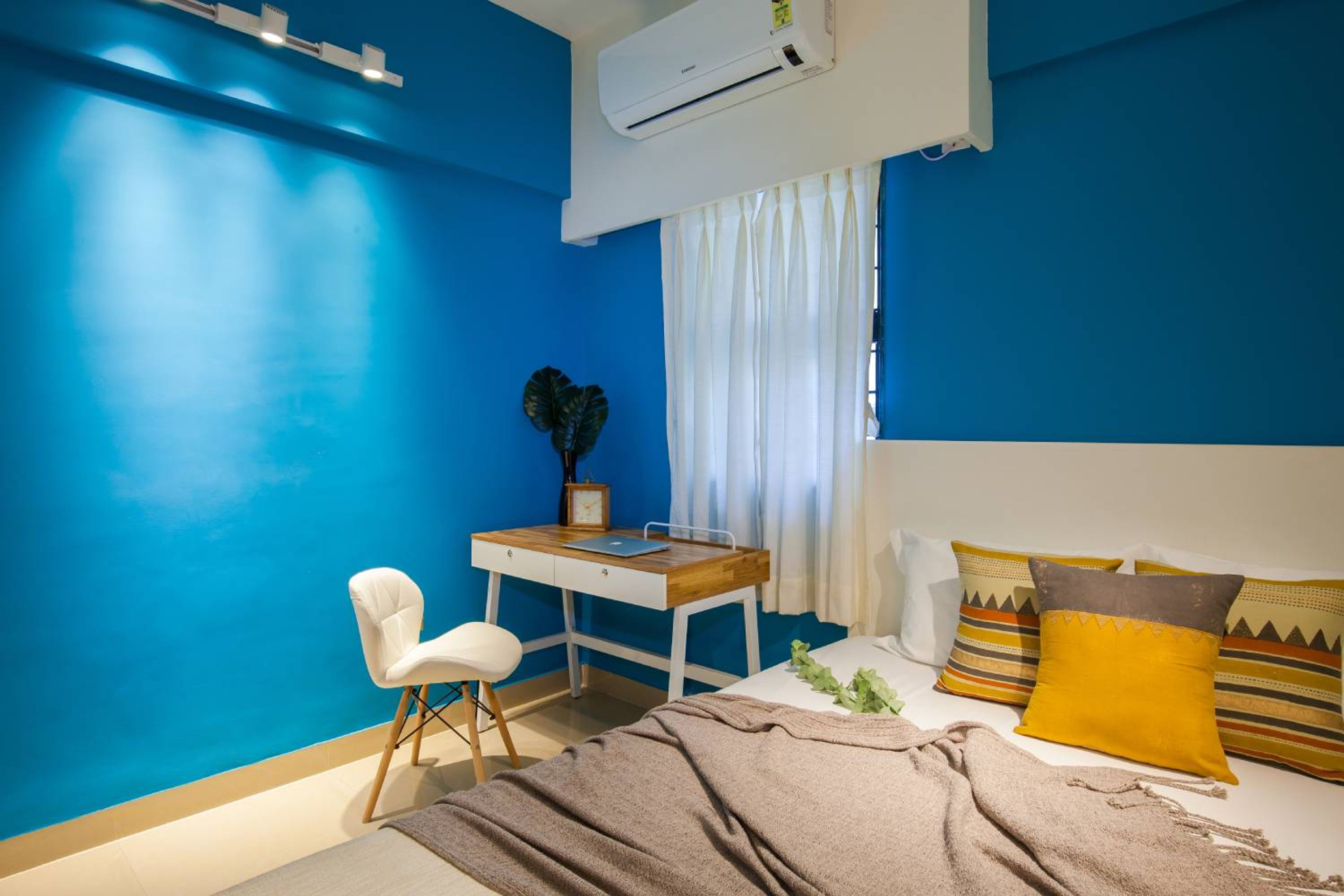 Kids Bedroom Design with Study Unit and Chair