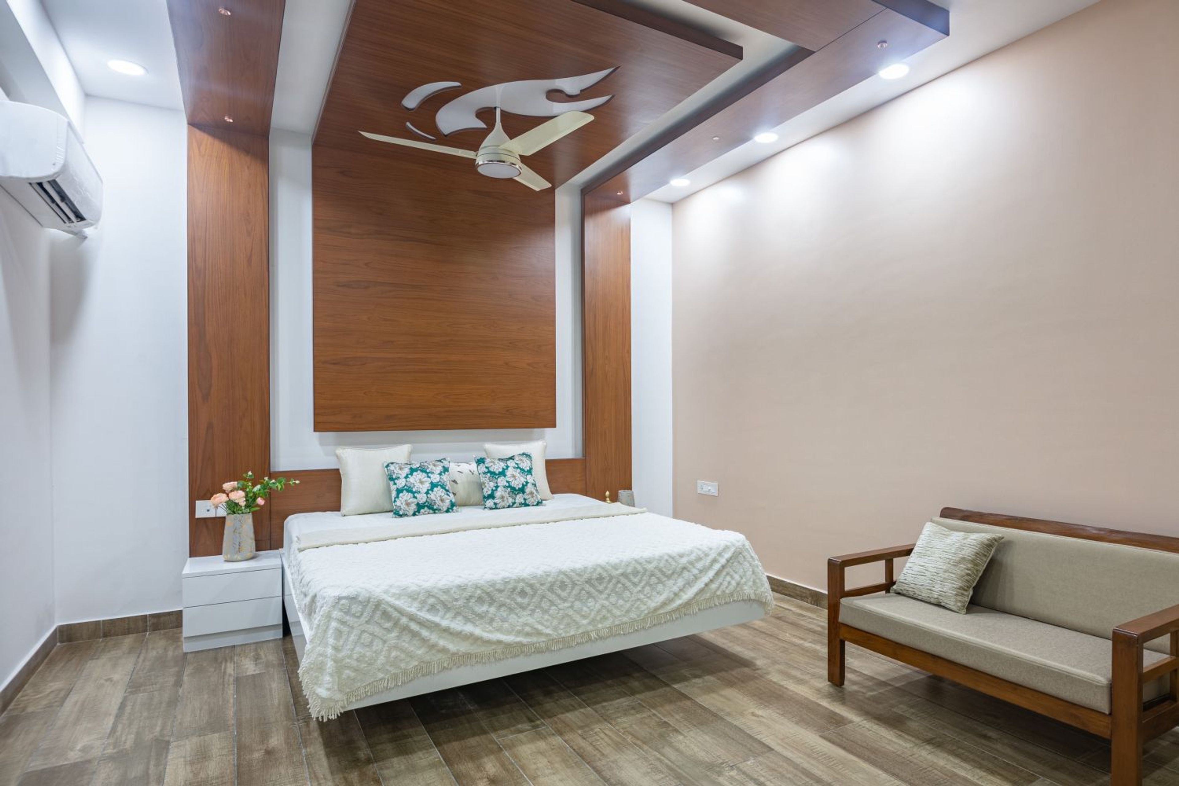 Guest Bedroom Design with Wooden Panelled Wall