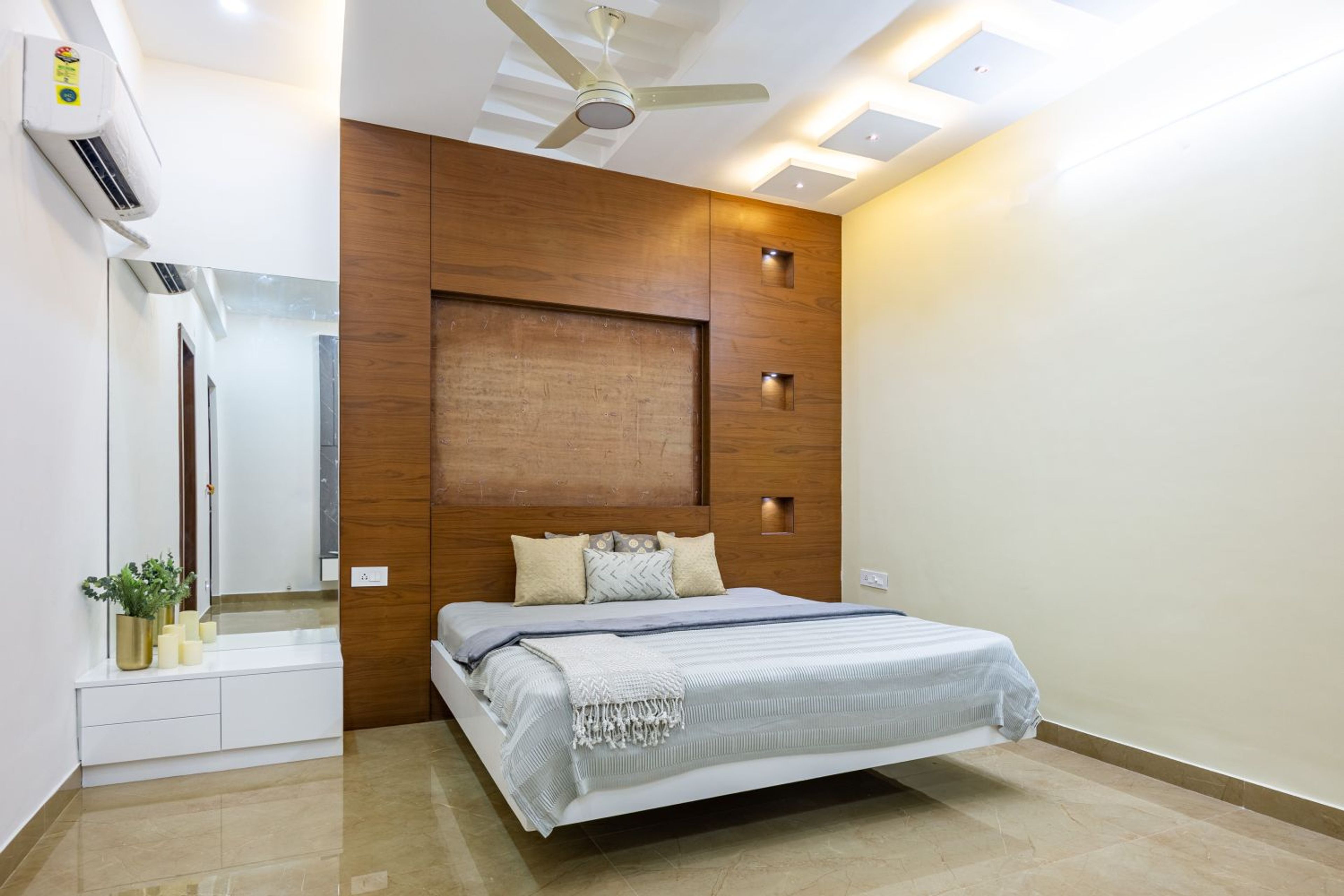 Guest Bedroom Design with Wooden Wall