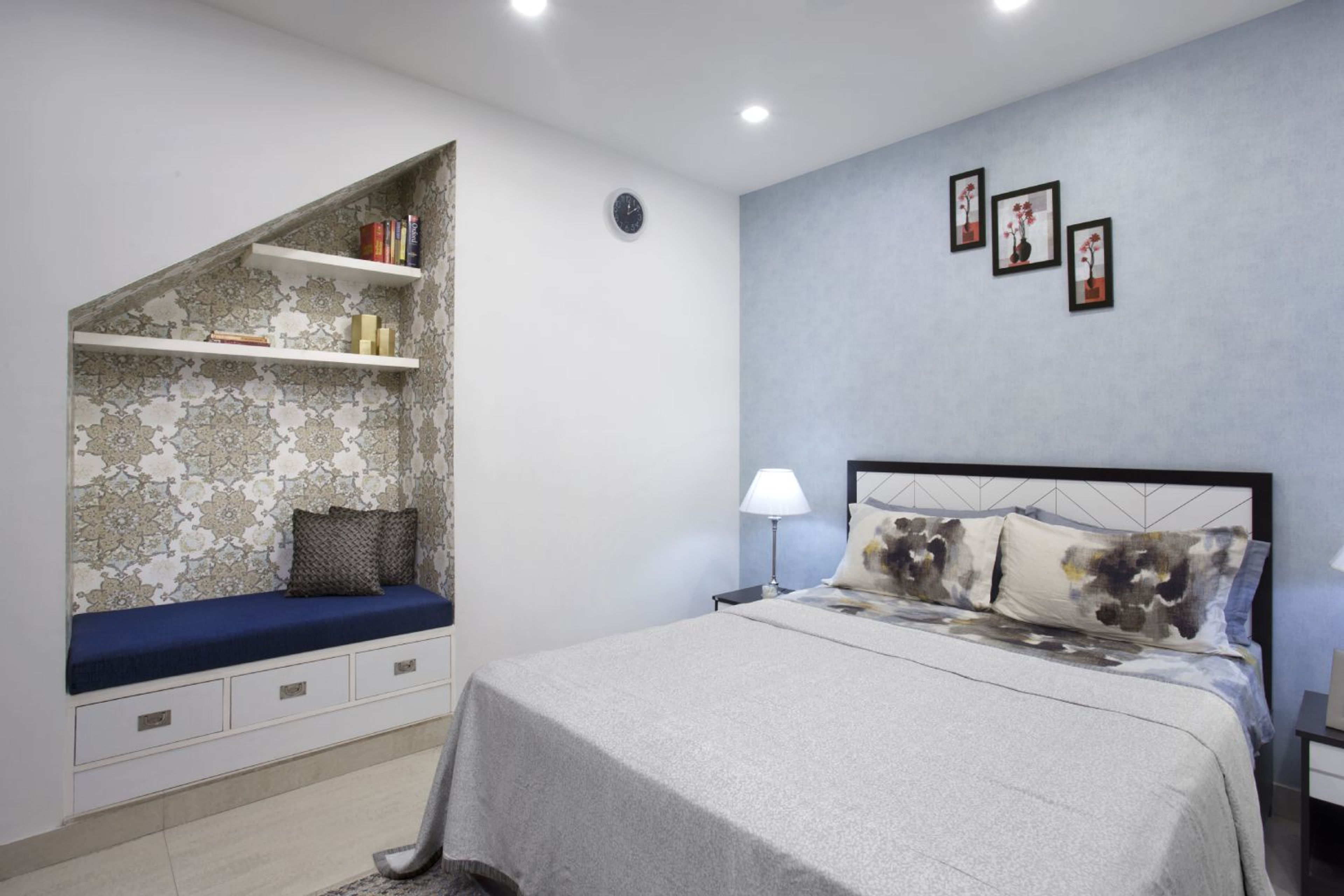 Kids Bedroom Design with Blue Walls