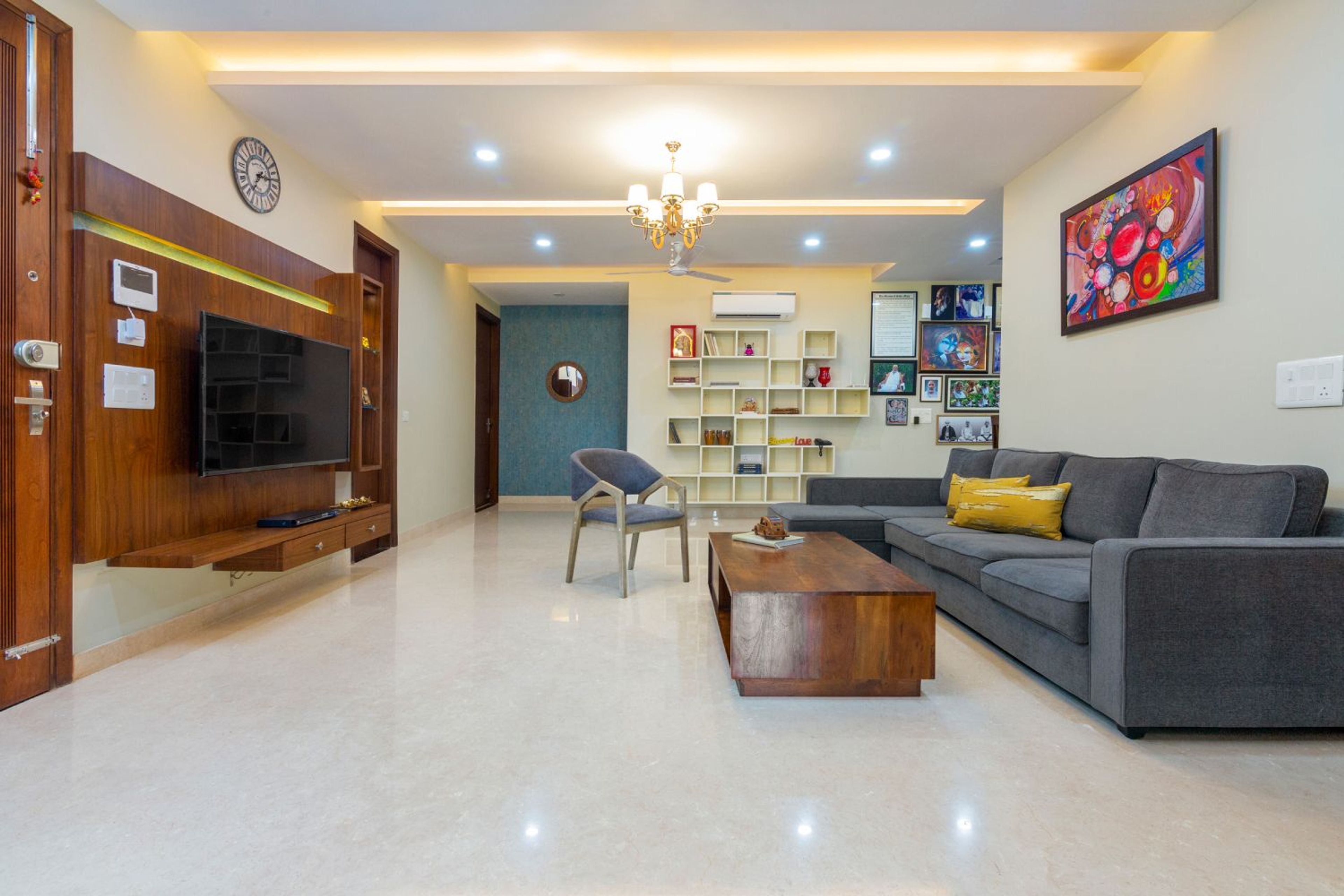 Living Room Design with Grey L-Shaped Sofa