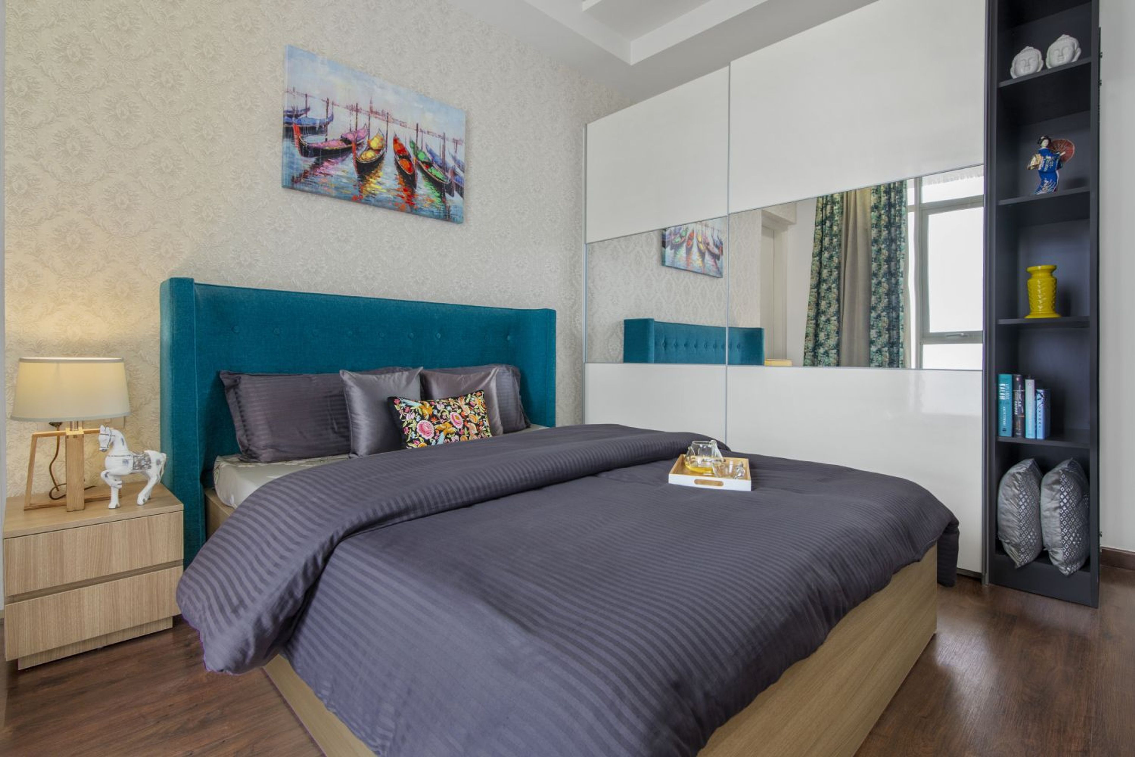 Guest Bedroom Design with 2-Door Sliding Wardrobe