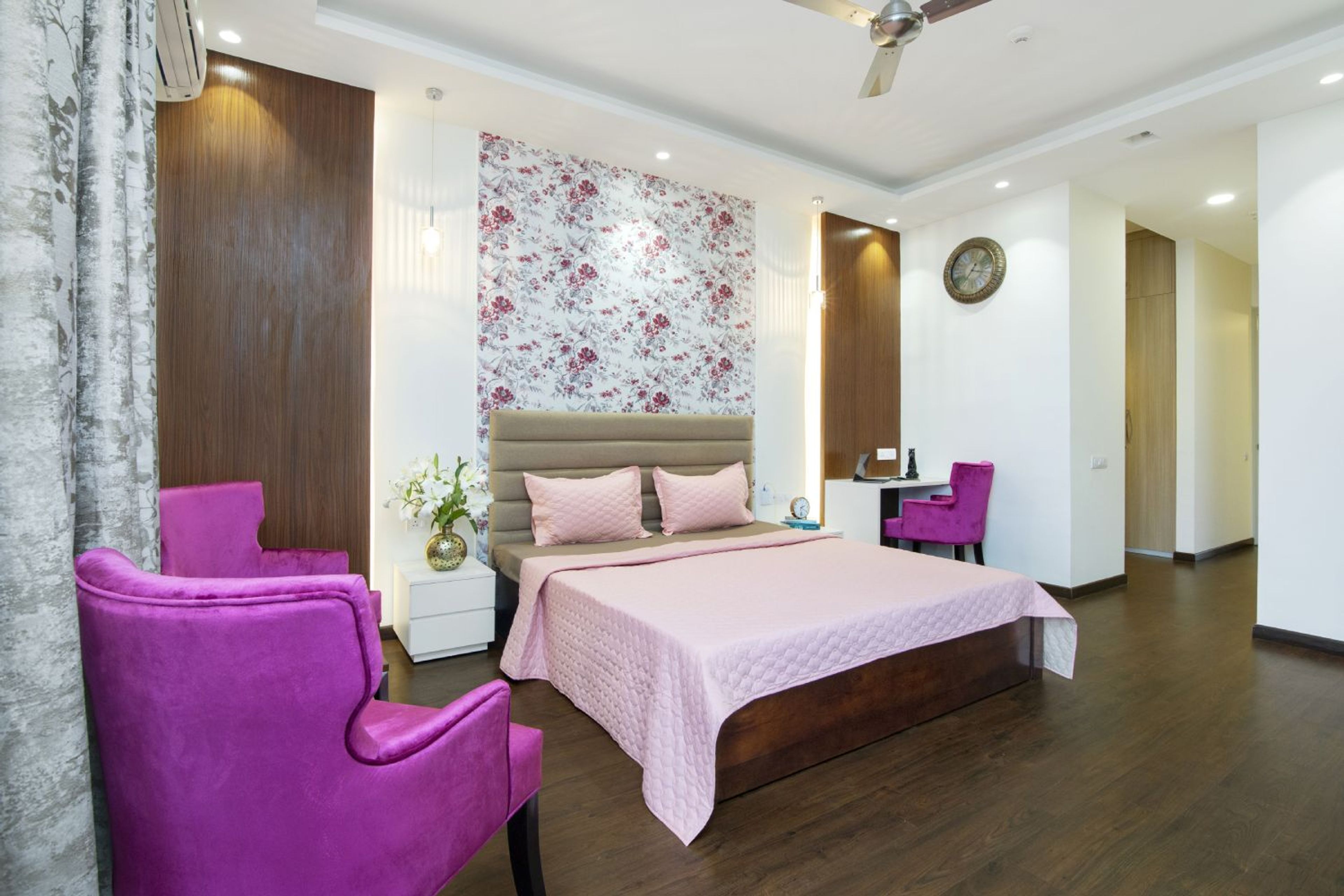 Master Bedroom Design with Floral Wallpaper