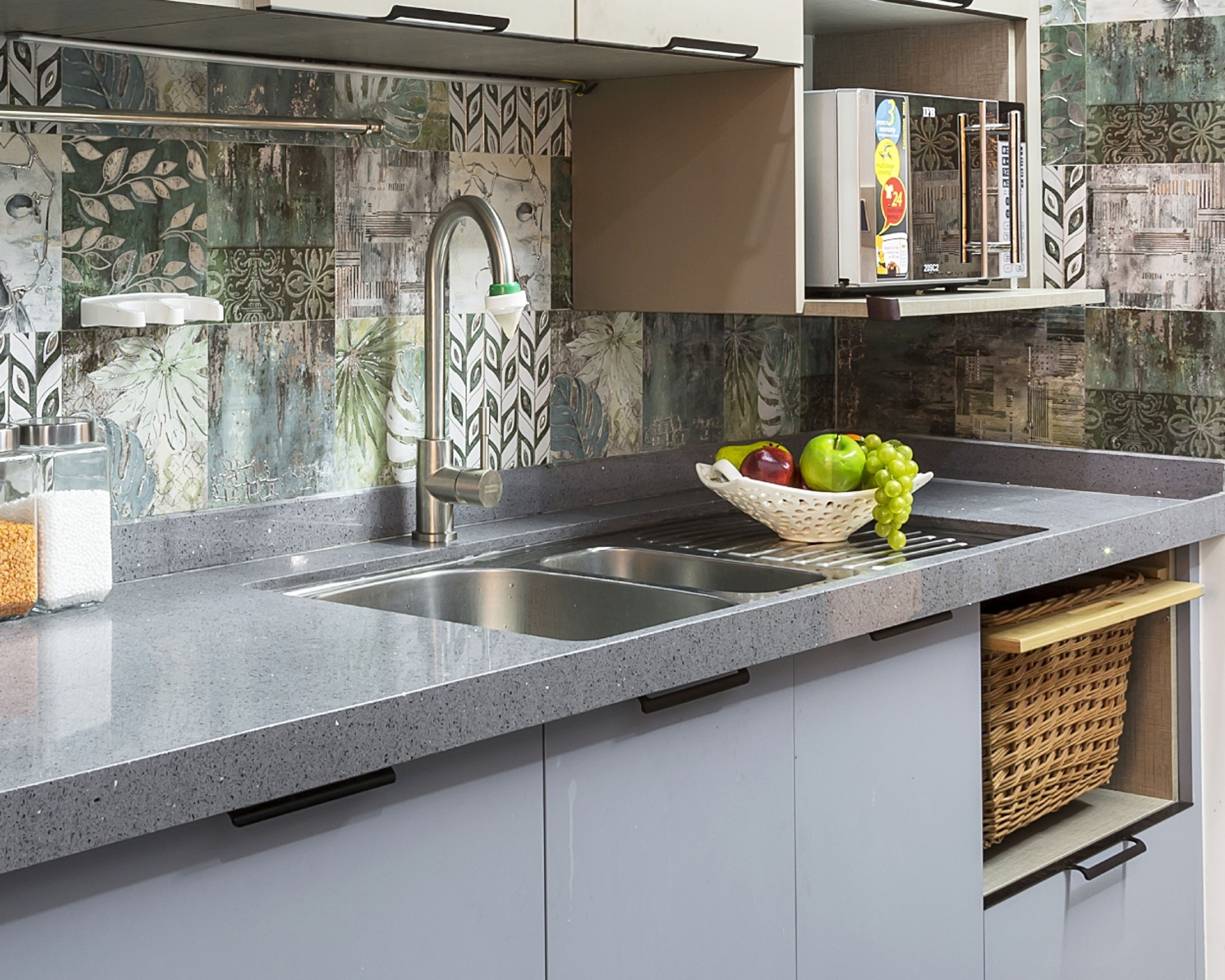 Contemporary Stainless Steel Under Mount Double Bowl Basin Wash With Drainboard