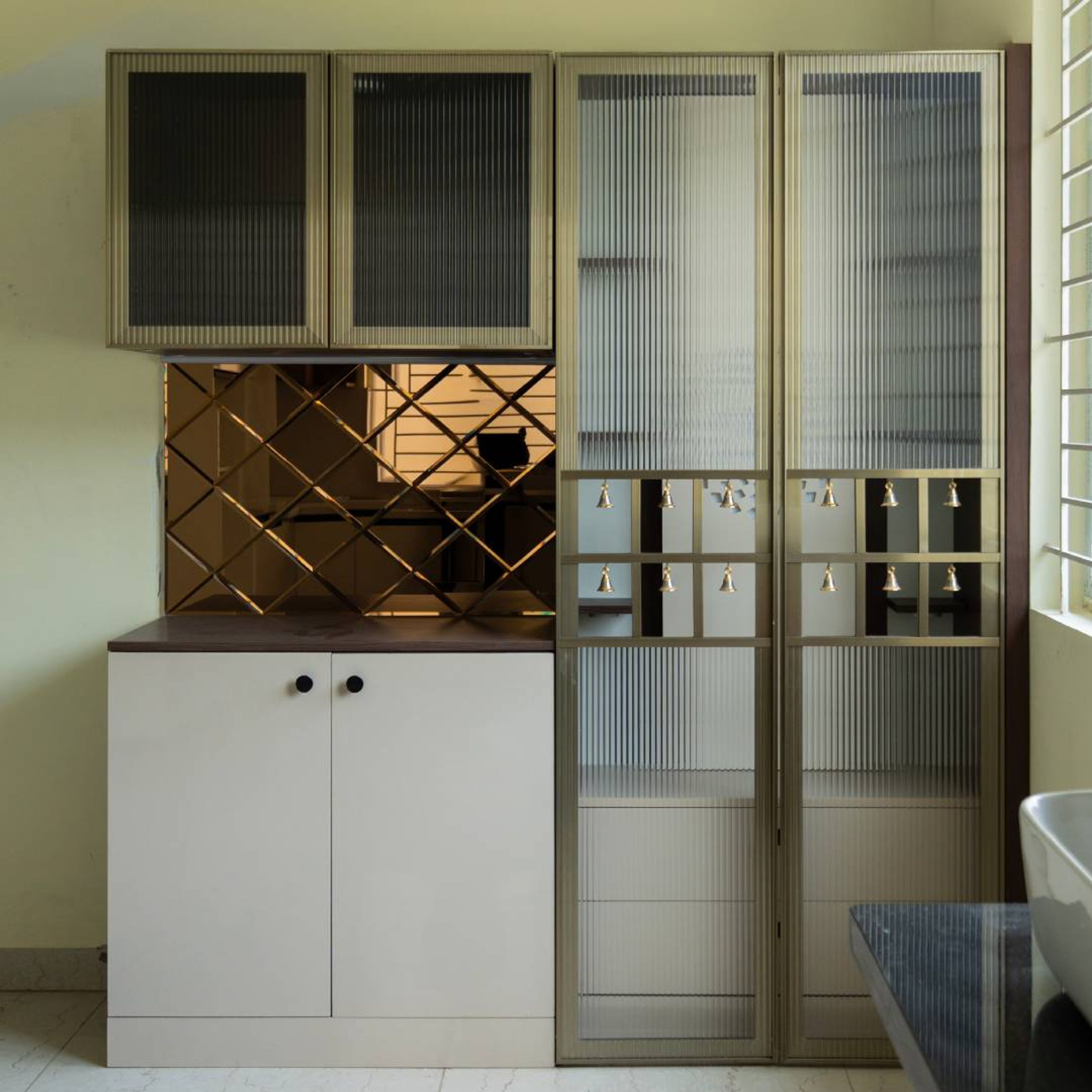Contemporary Crockery Unit Design with White and Profile Glass Shutters
