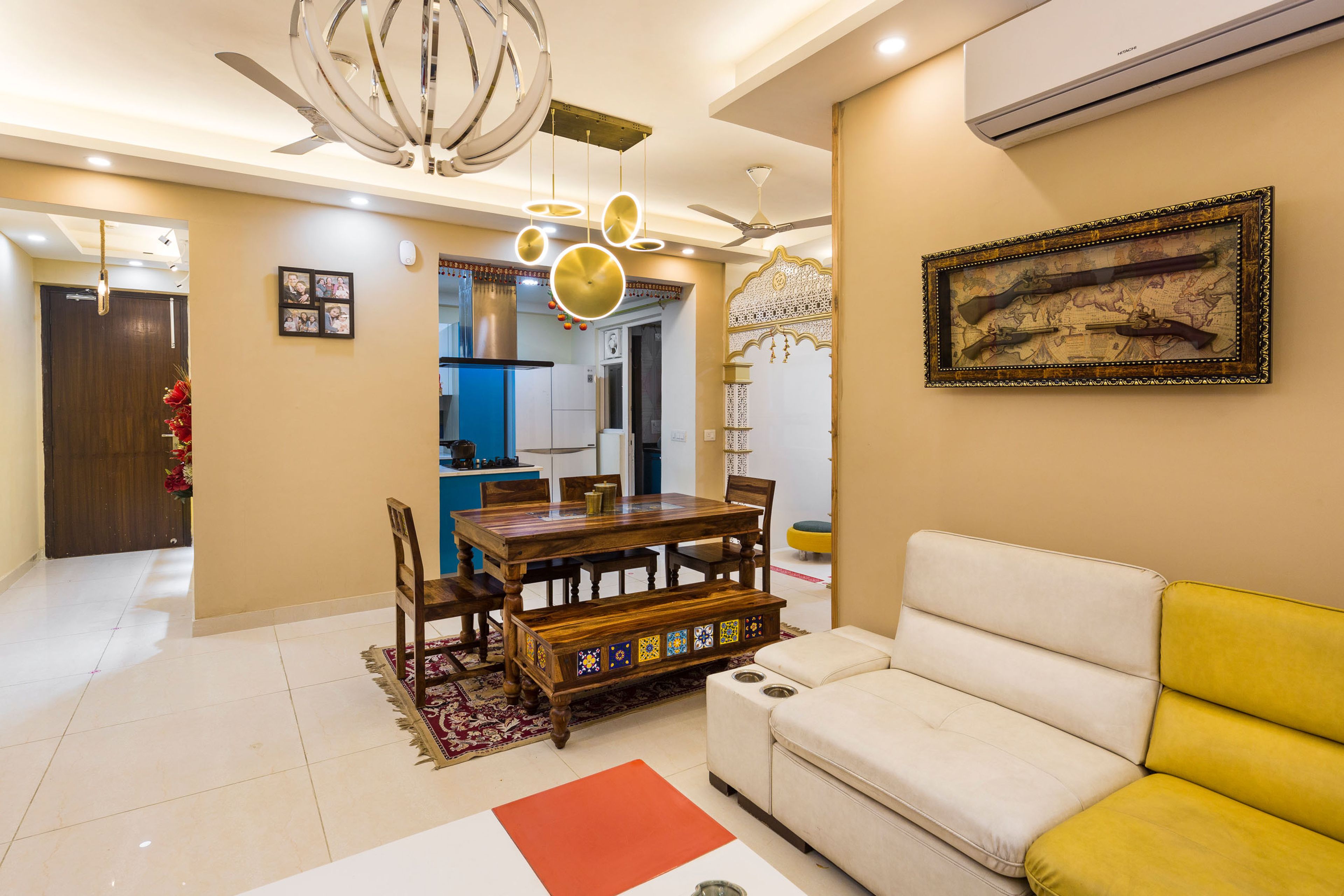 Traditional 4-Seater Wooden Dining Room Design With Seater