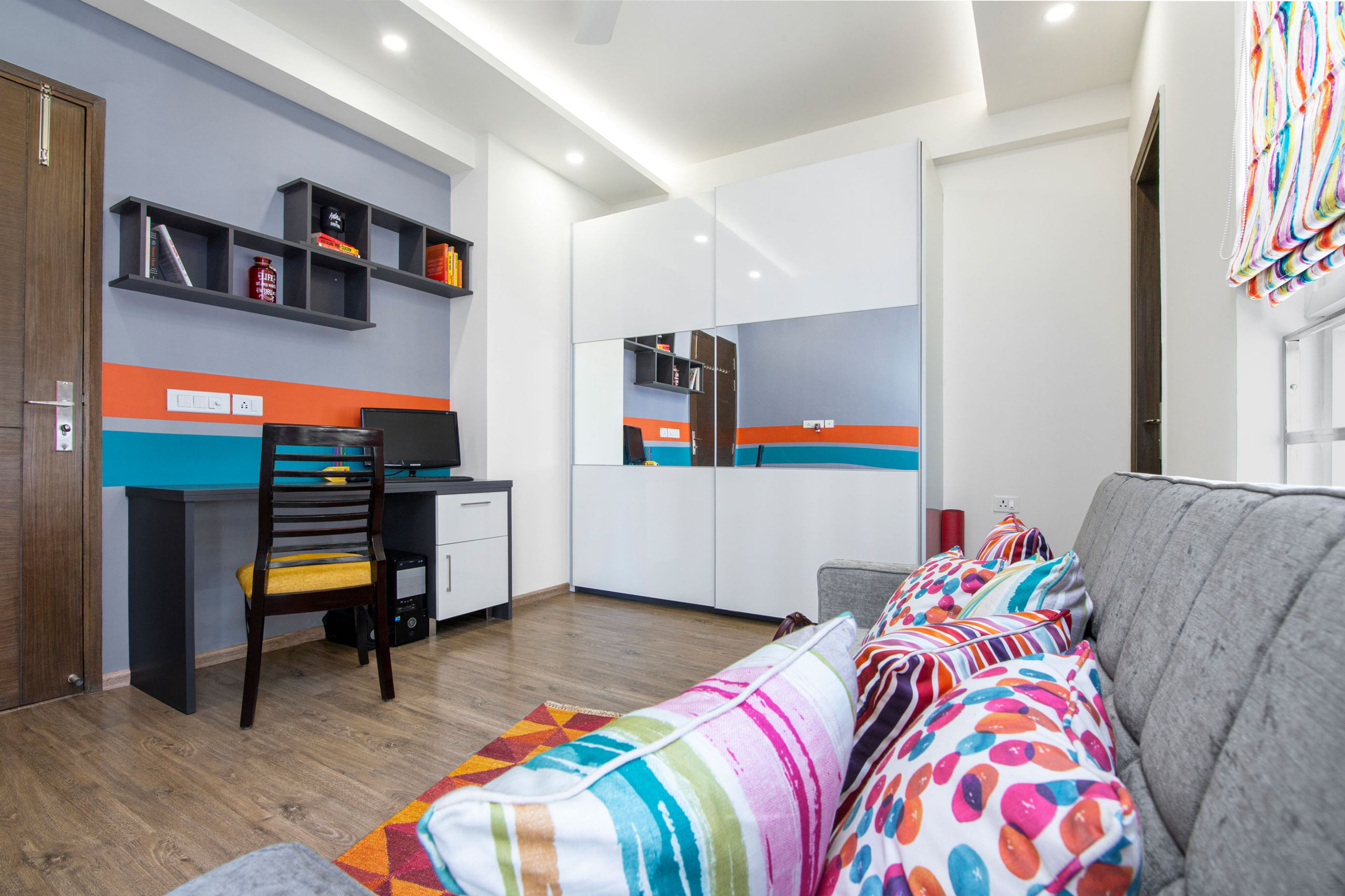 2-Door White Sliding Wardrobe Design With Mirrors - Livspace