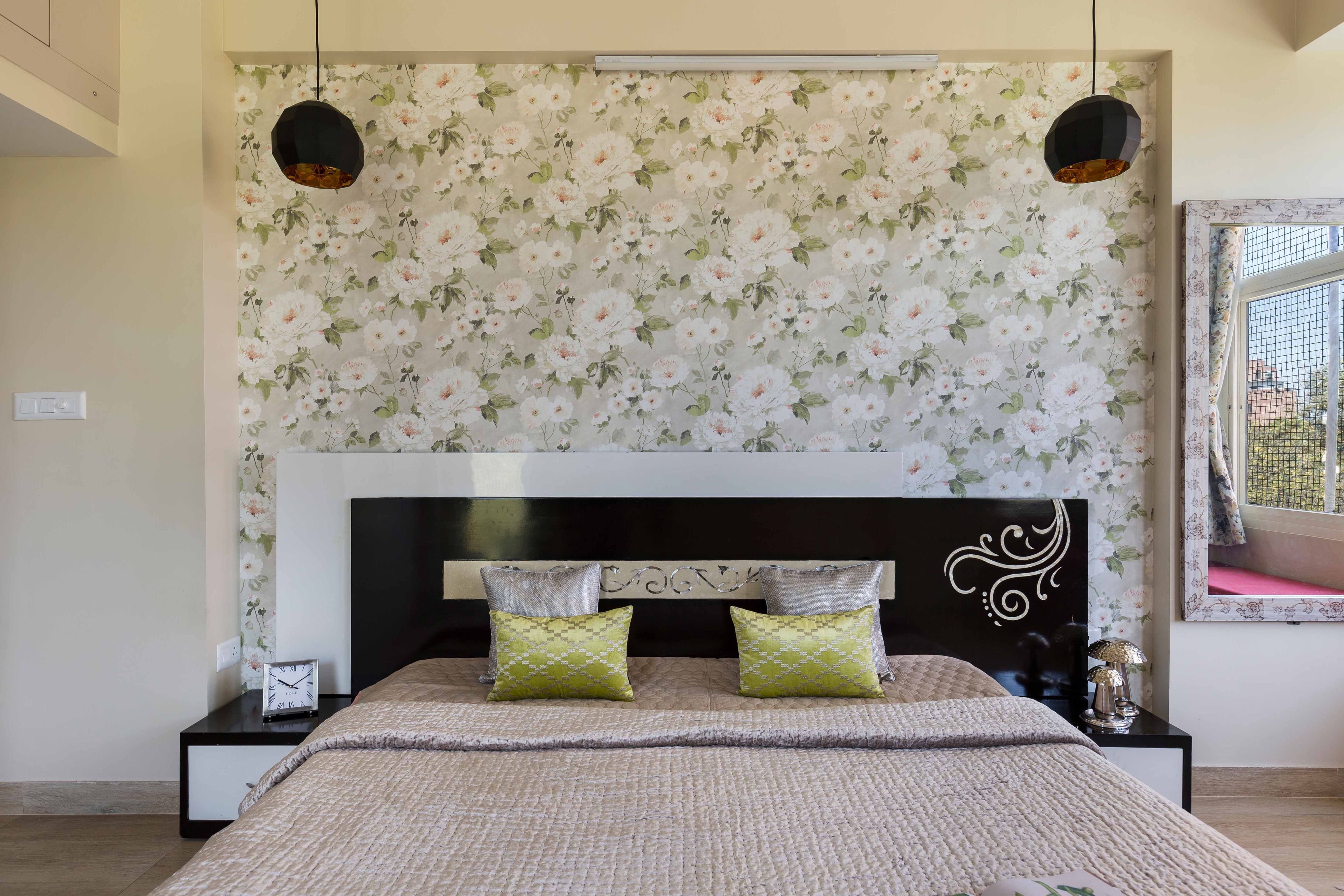 Floral Bedroom Wallpaper Design With Vintage Aesthetics - Livspace