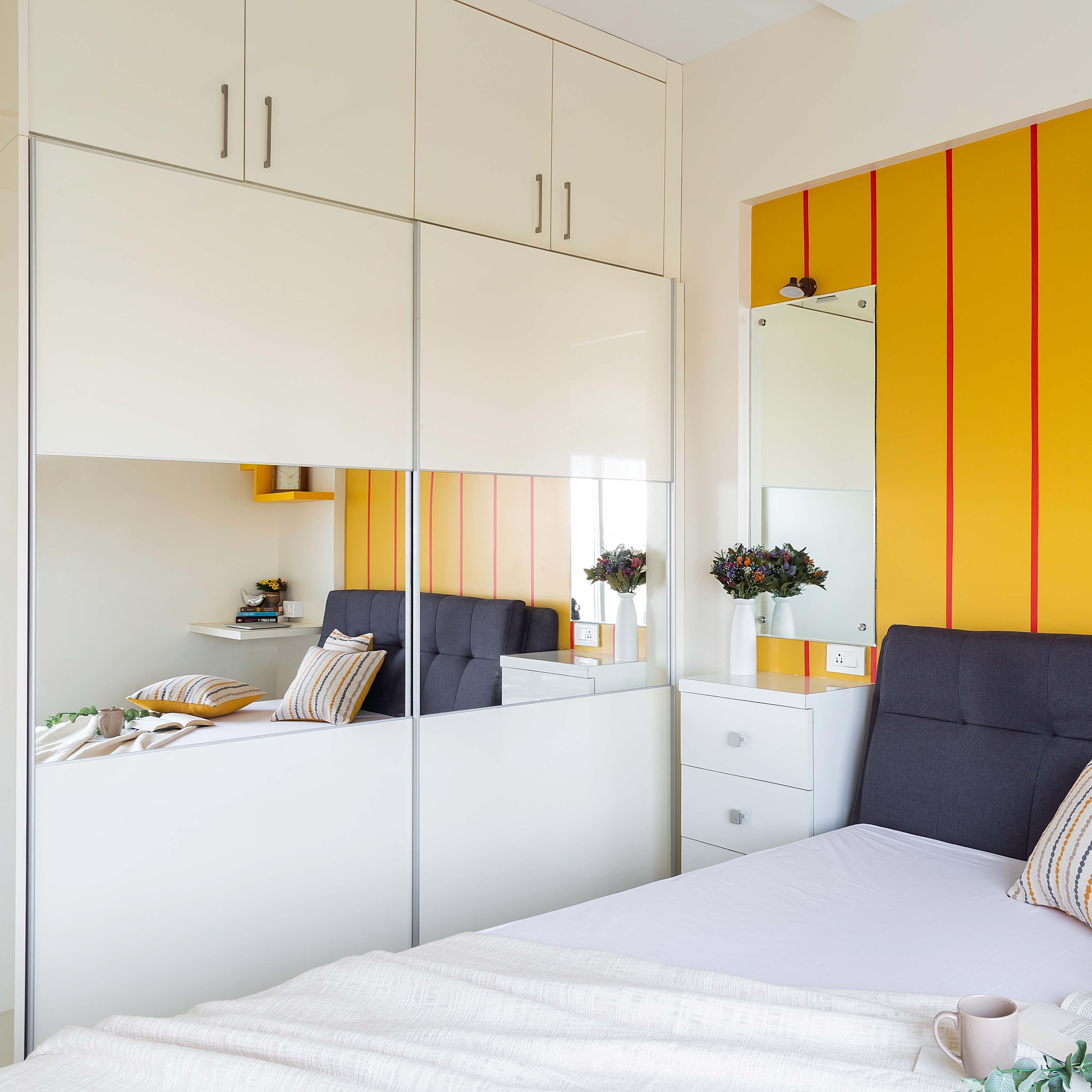 Modern Frosty White Sliding Door Wardrobe Design with Suede Laminate Finish