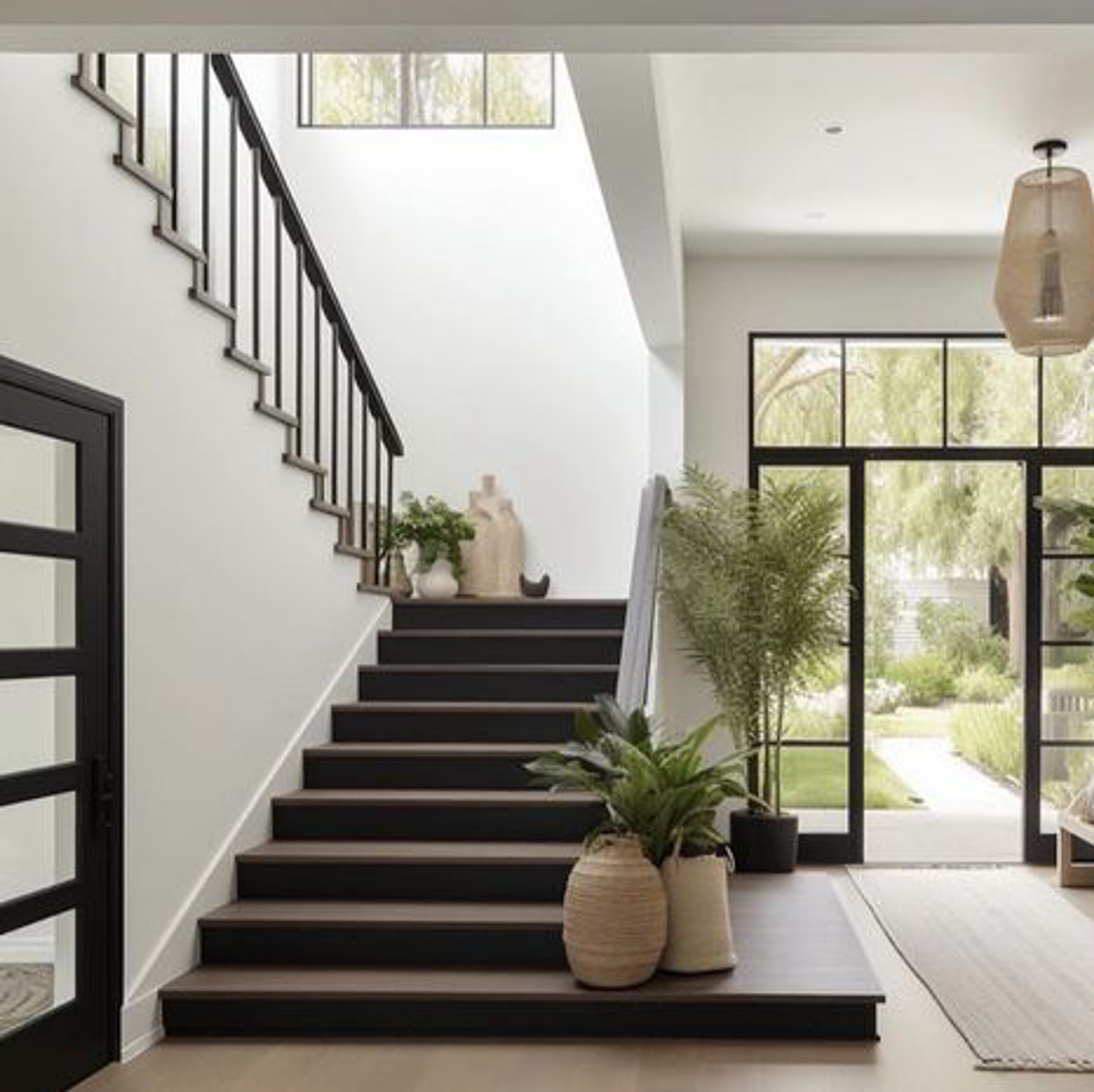 Stylish Modern L-Shaped Staircase Design in Wood and Metal