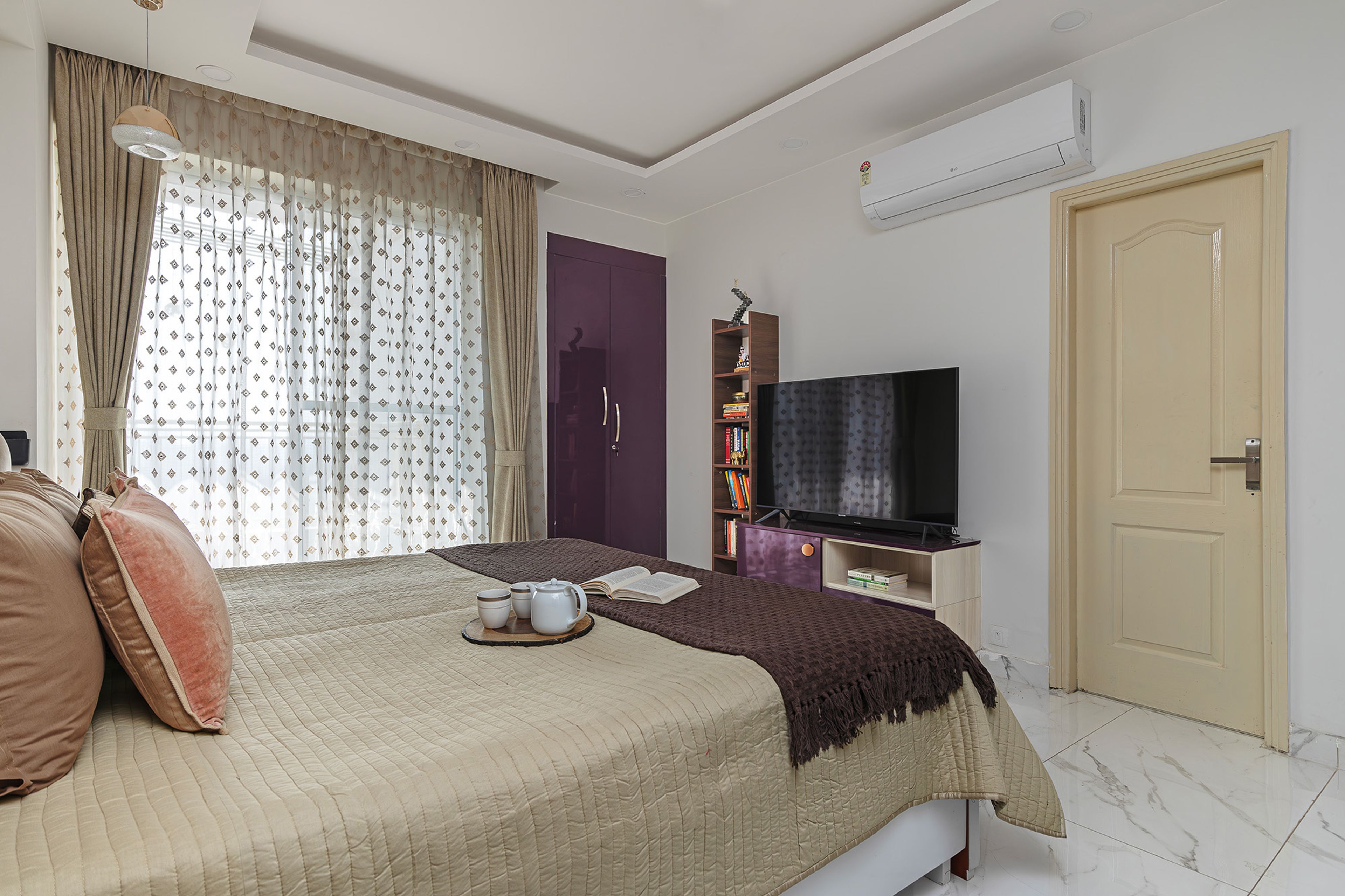 Master Bedroom Design with Beige Headboard Bed, Plum Wardrobe and Textured Walls