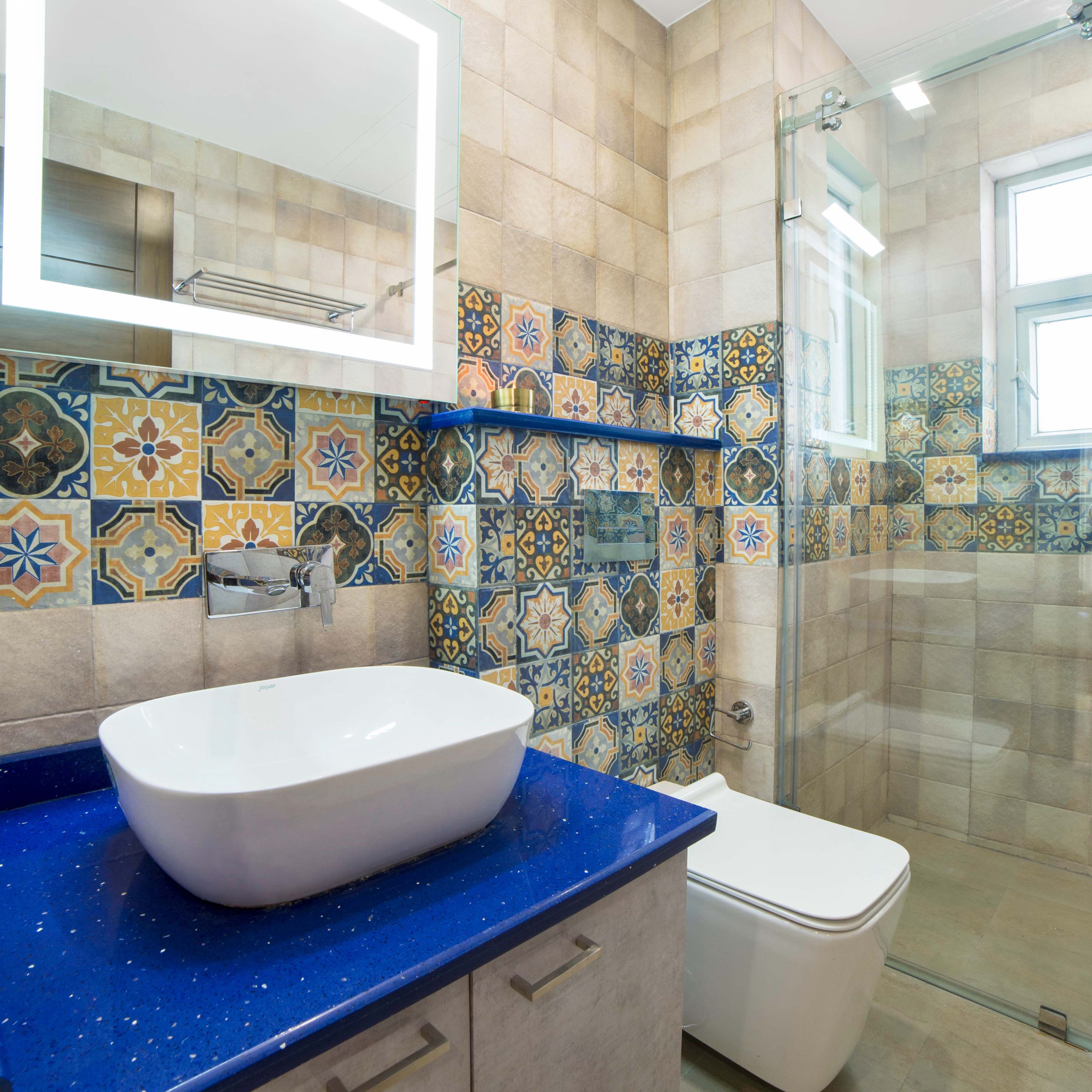 Classic Bathroom Design With LED Strip Lights