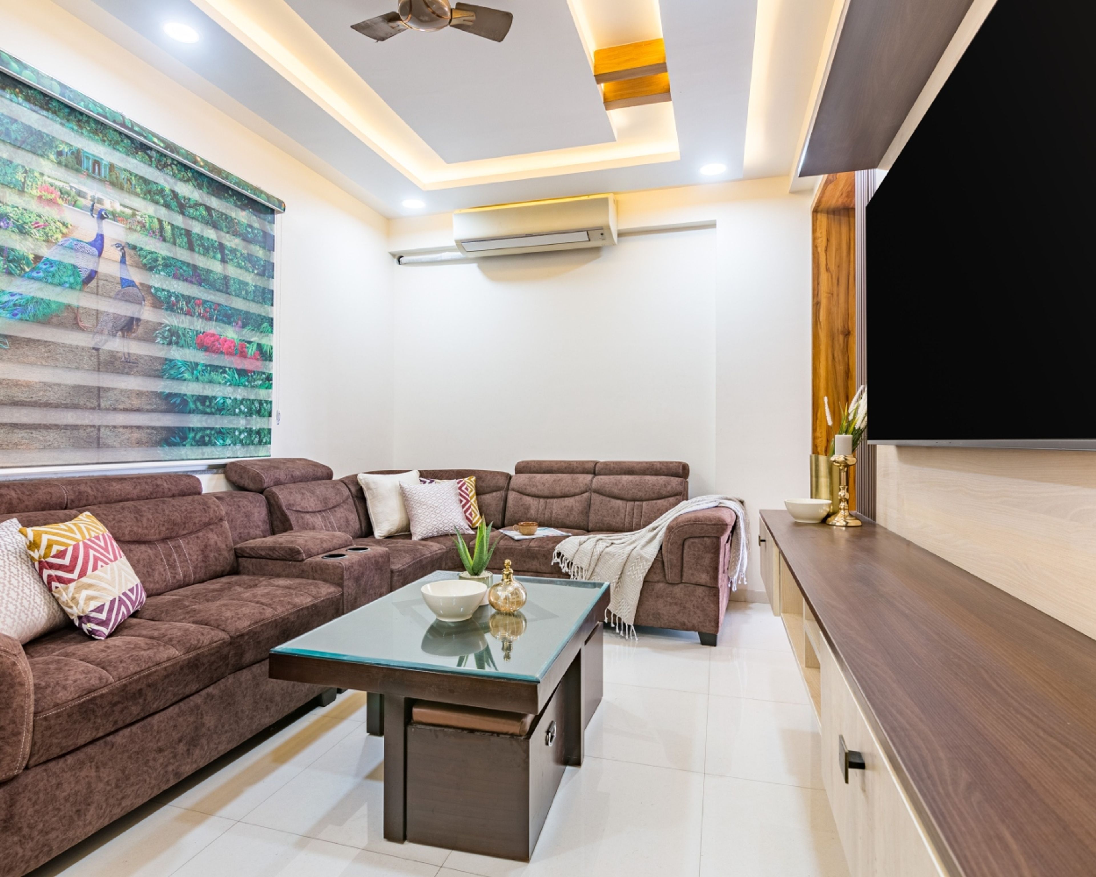 Contemporary Multilayered False Ceiling