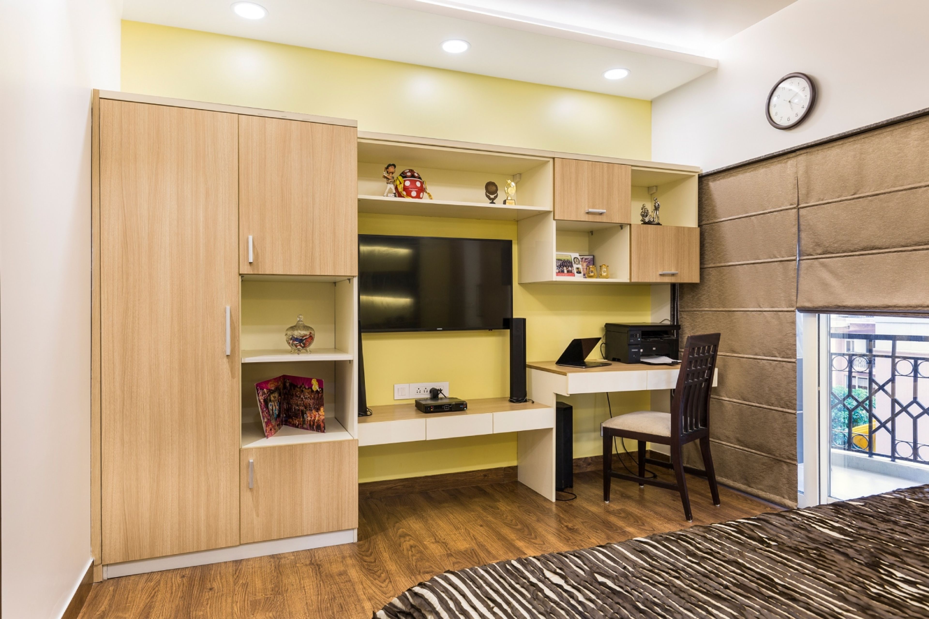 Modern POP Ceiling Design With Recessed And Cove Lights