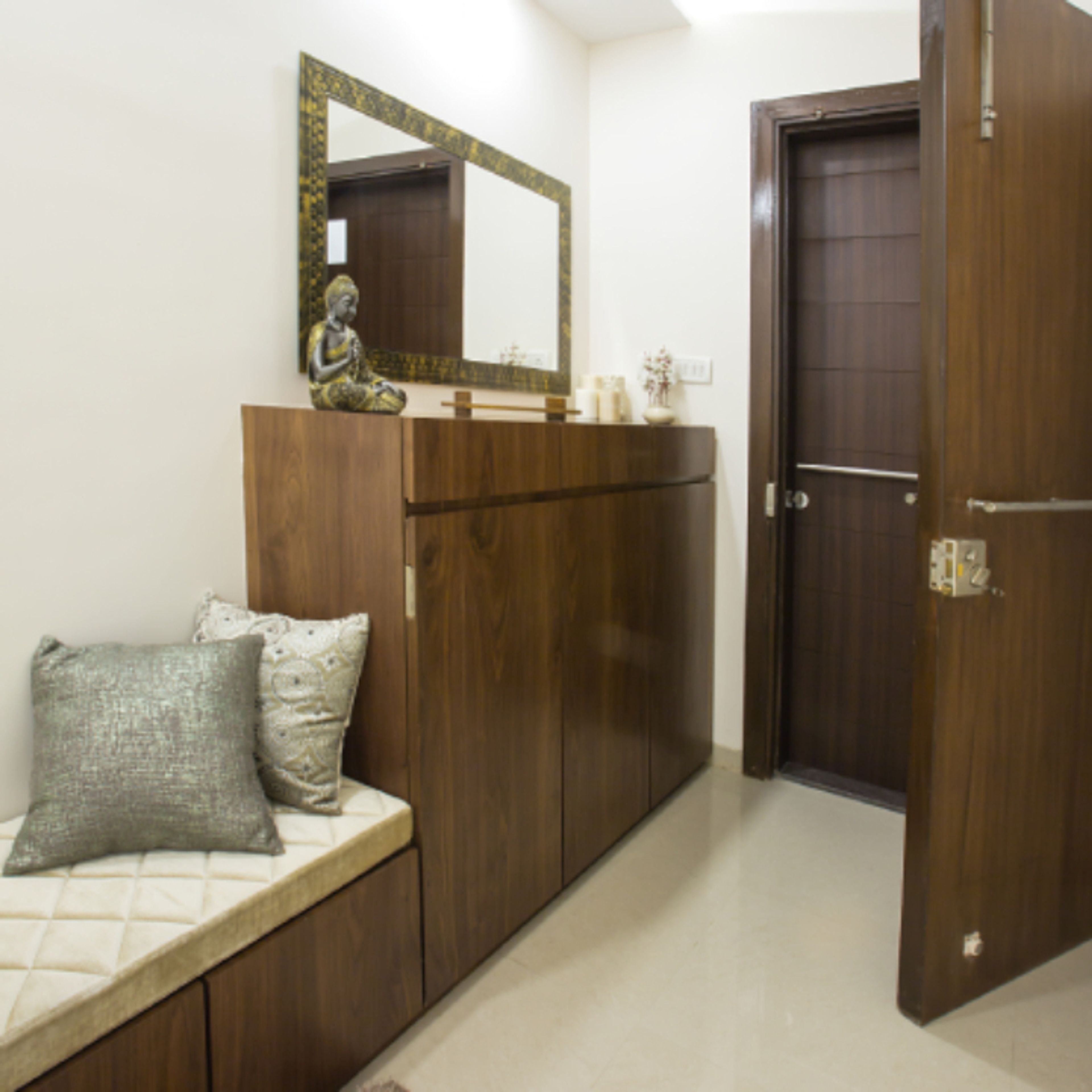 Modern Foyer Design With A Matte Brown Finish