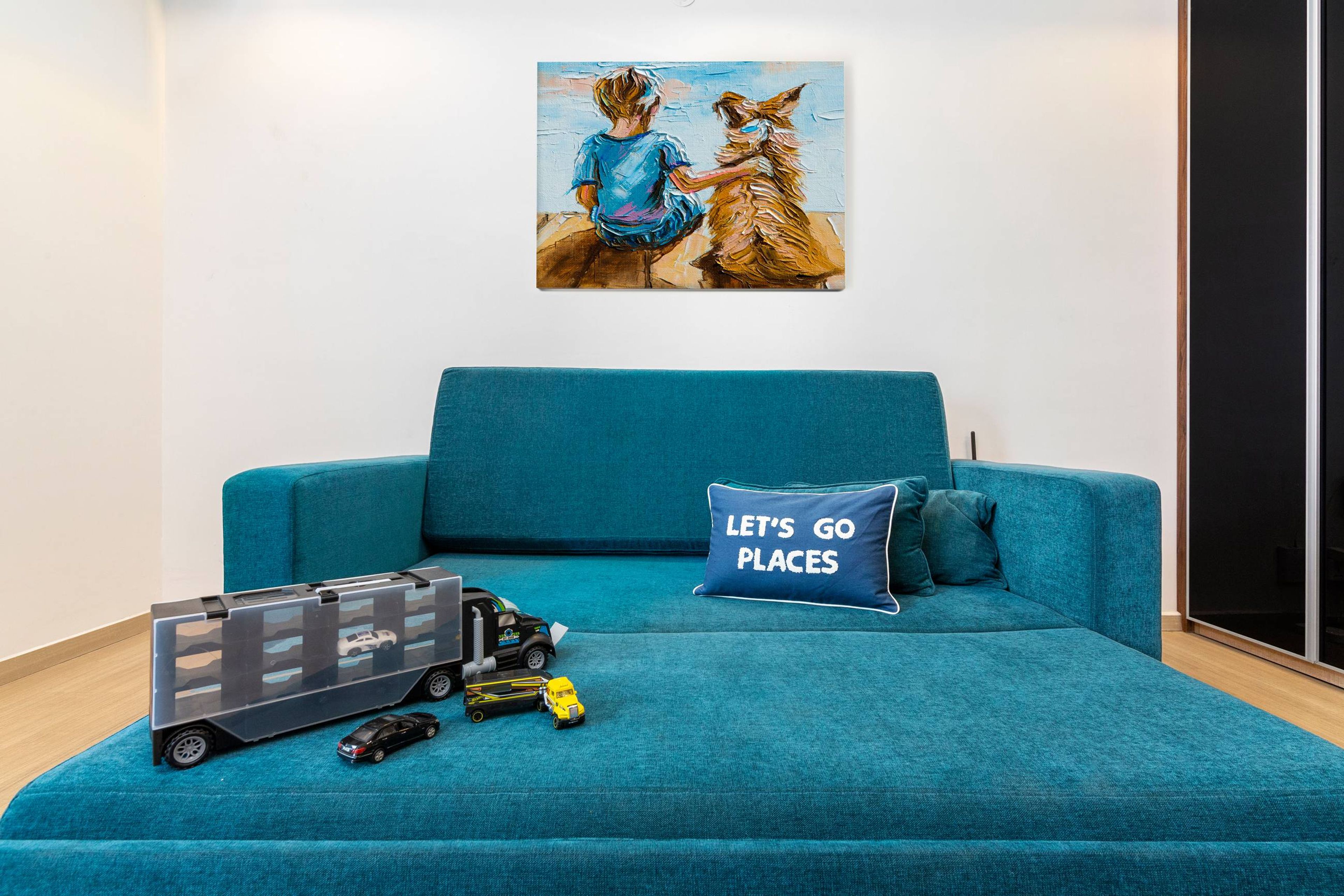 Modern Kids Bedroom Design With A Turquoise Daybed