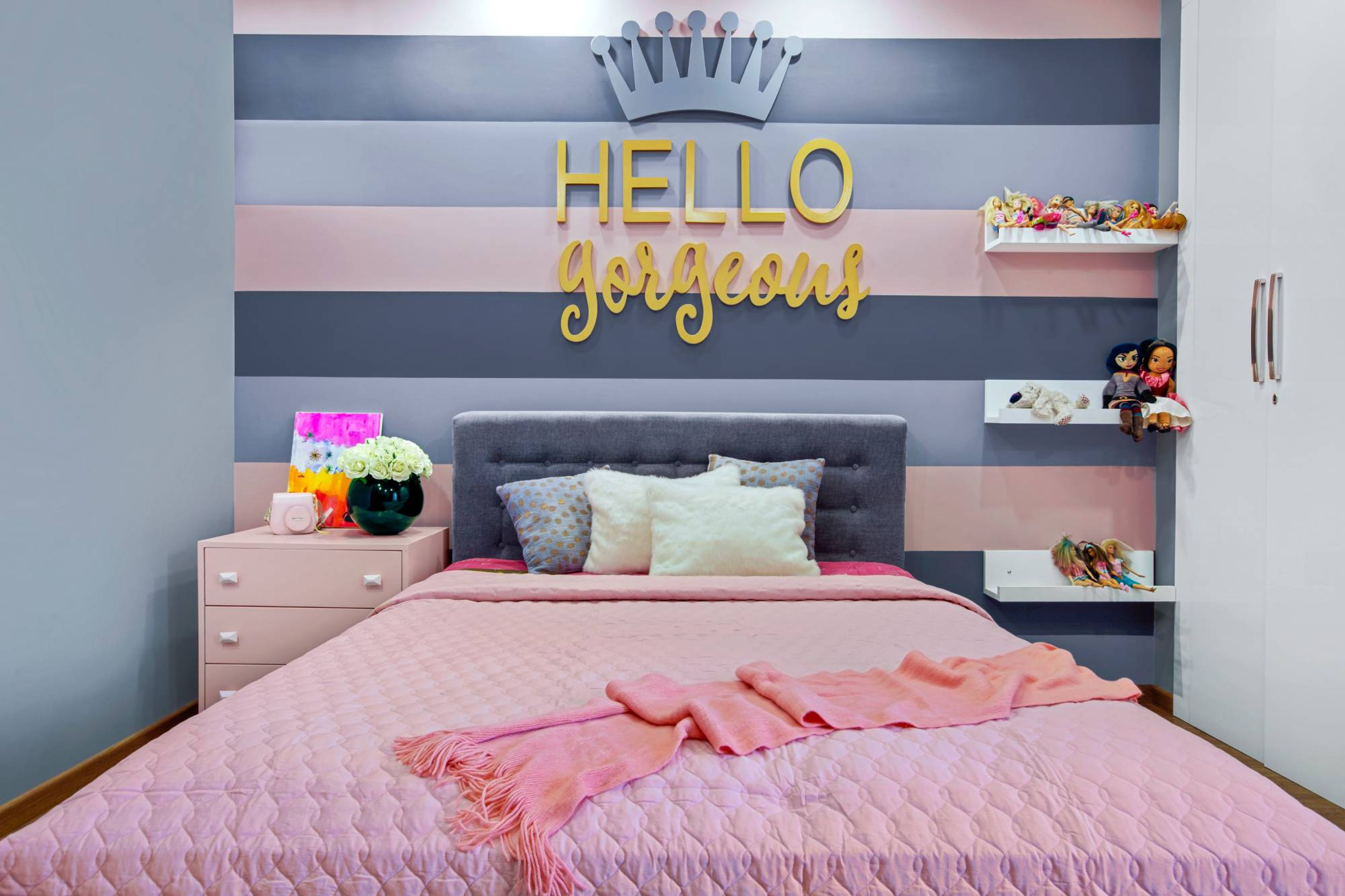 Shabby Chic Kids Room With A Pink Queen Size Bed