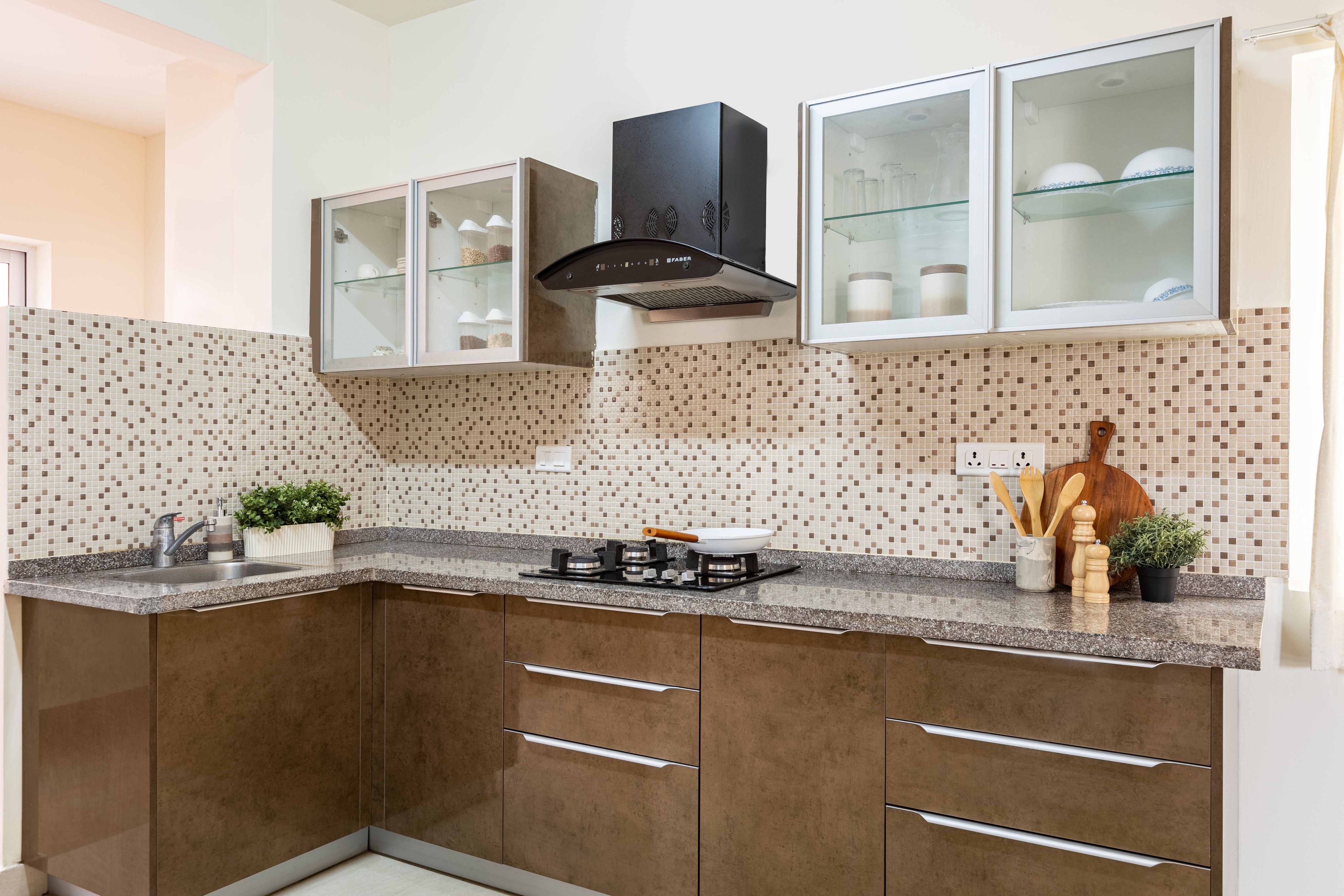 L-Shaped Modern Kitchen Design With A Granite Countertop