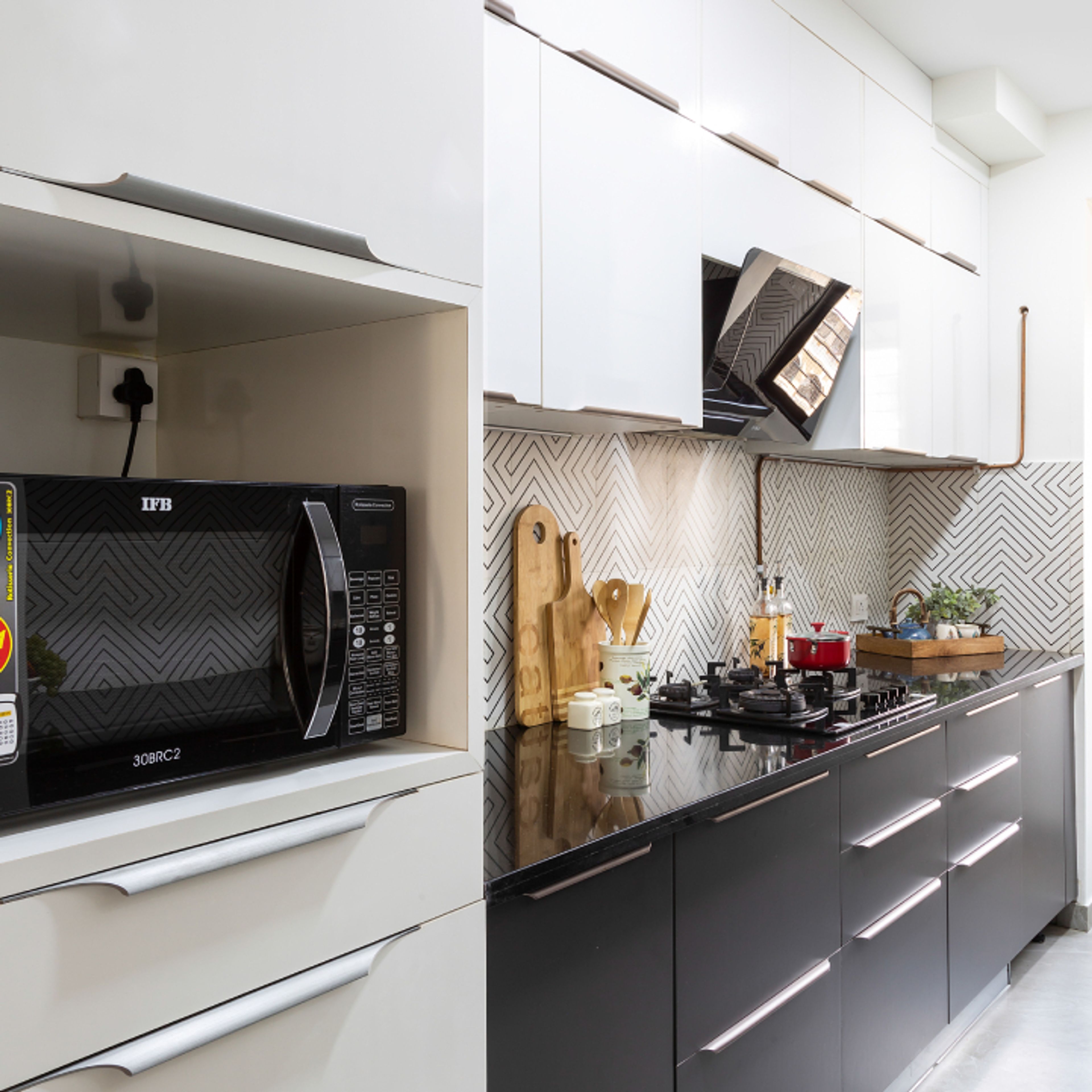 Modern Modular Parallel Kitchen Design With a Quartz Countertop