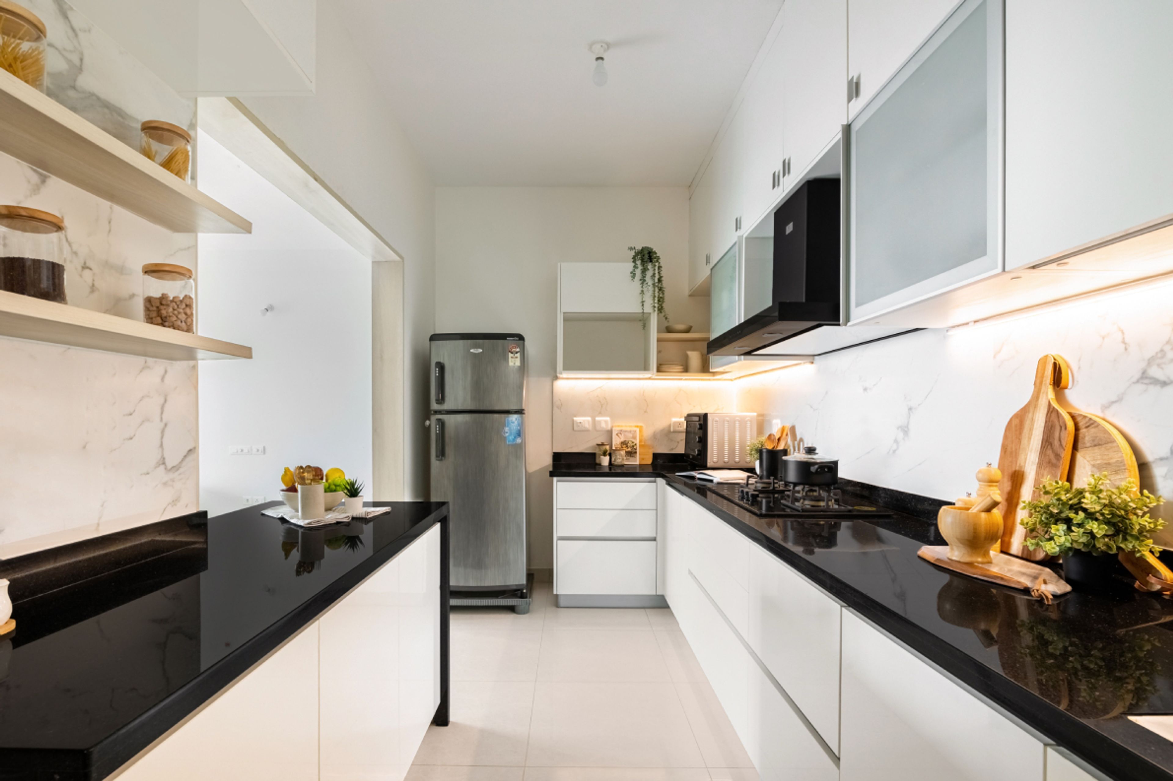 Glossy White Kitchen Wall Tiles Design