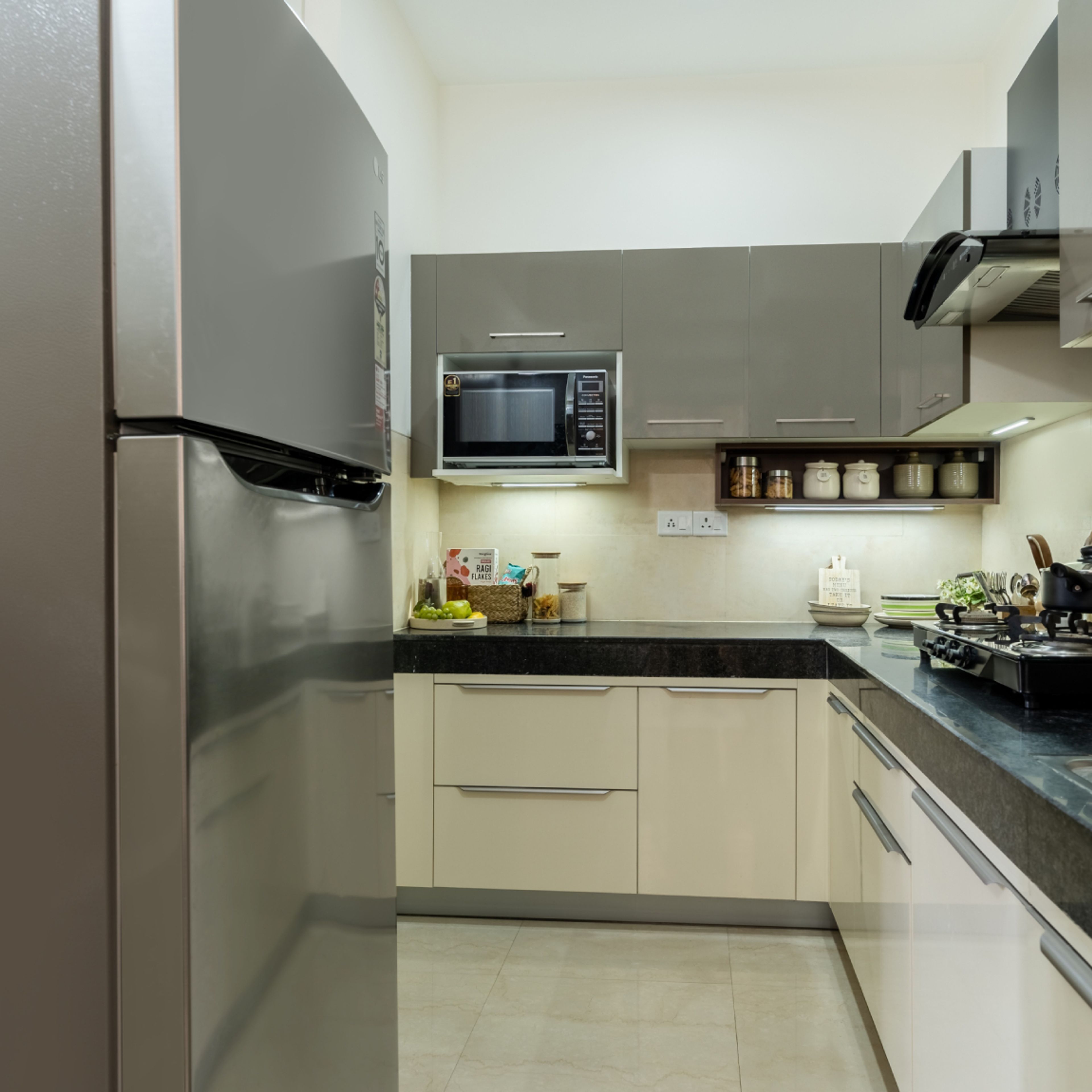 Glossy Ceramic Tiles Design