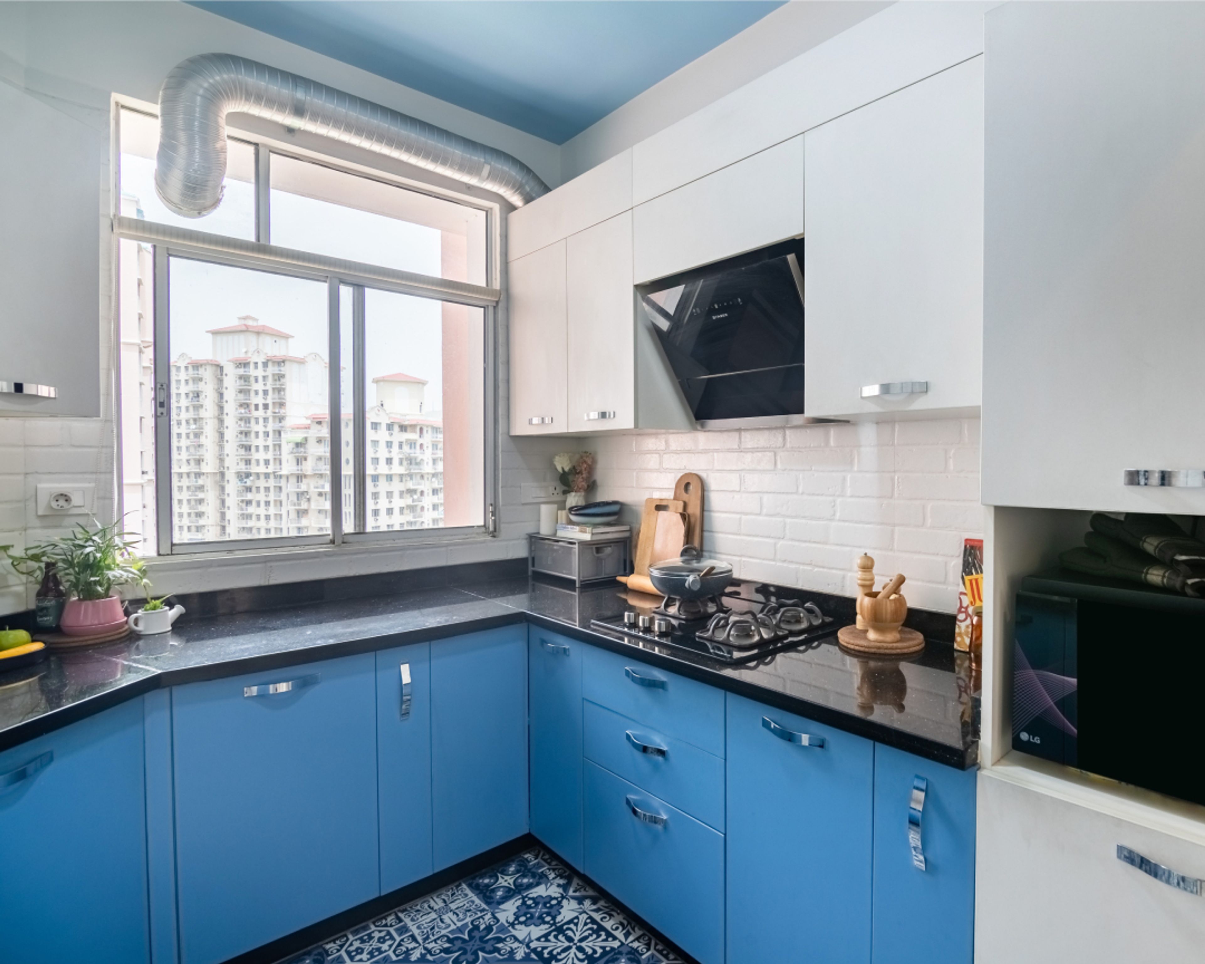 Glossy White Brick-Patterned Wall Tiles Design