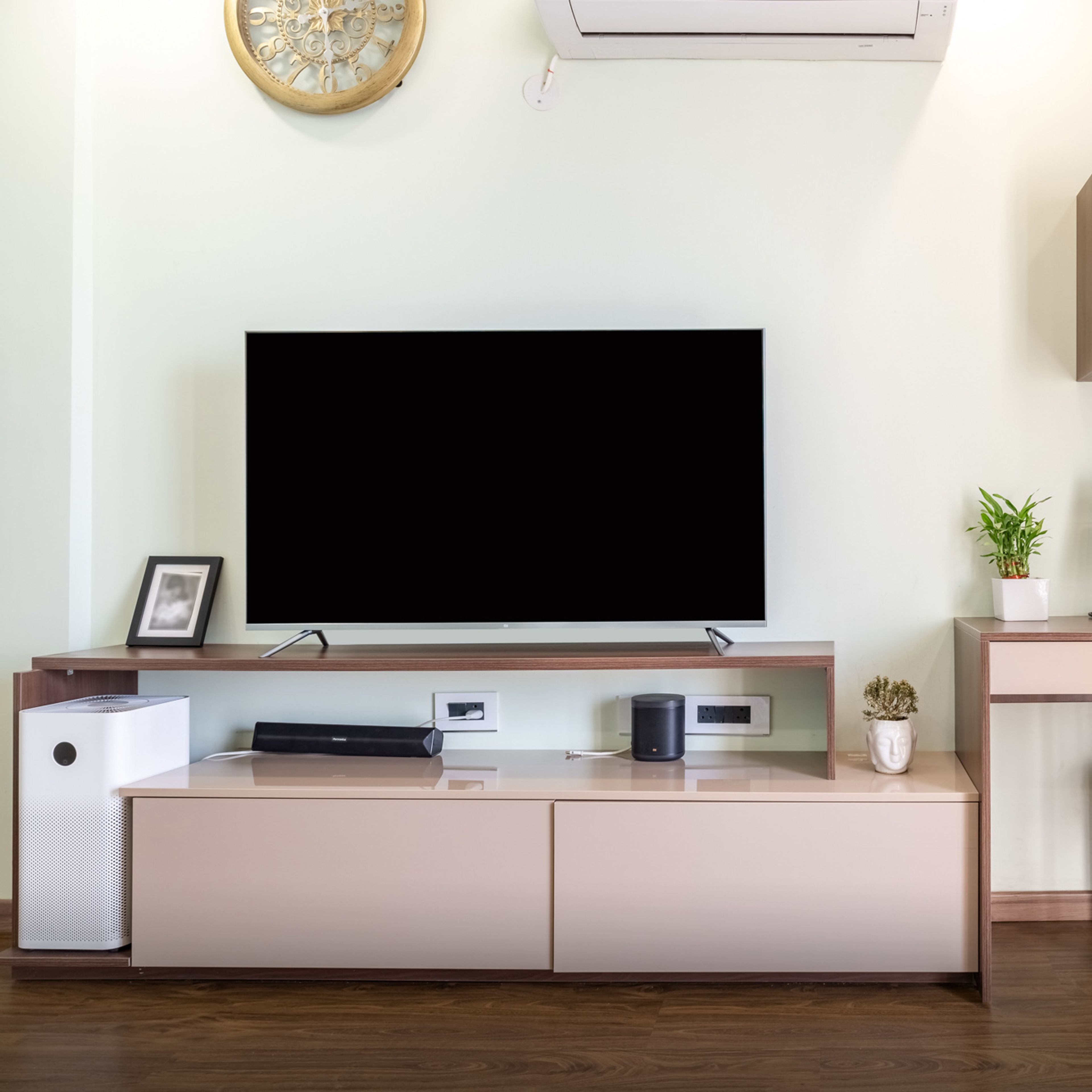 Cream And White Contemporary TV Unit