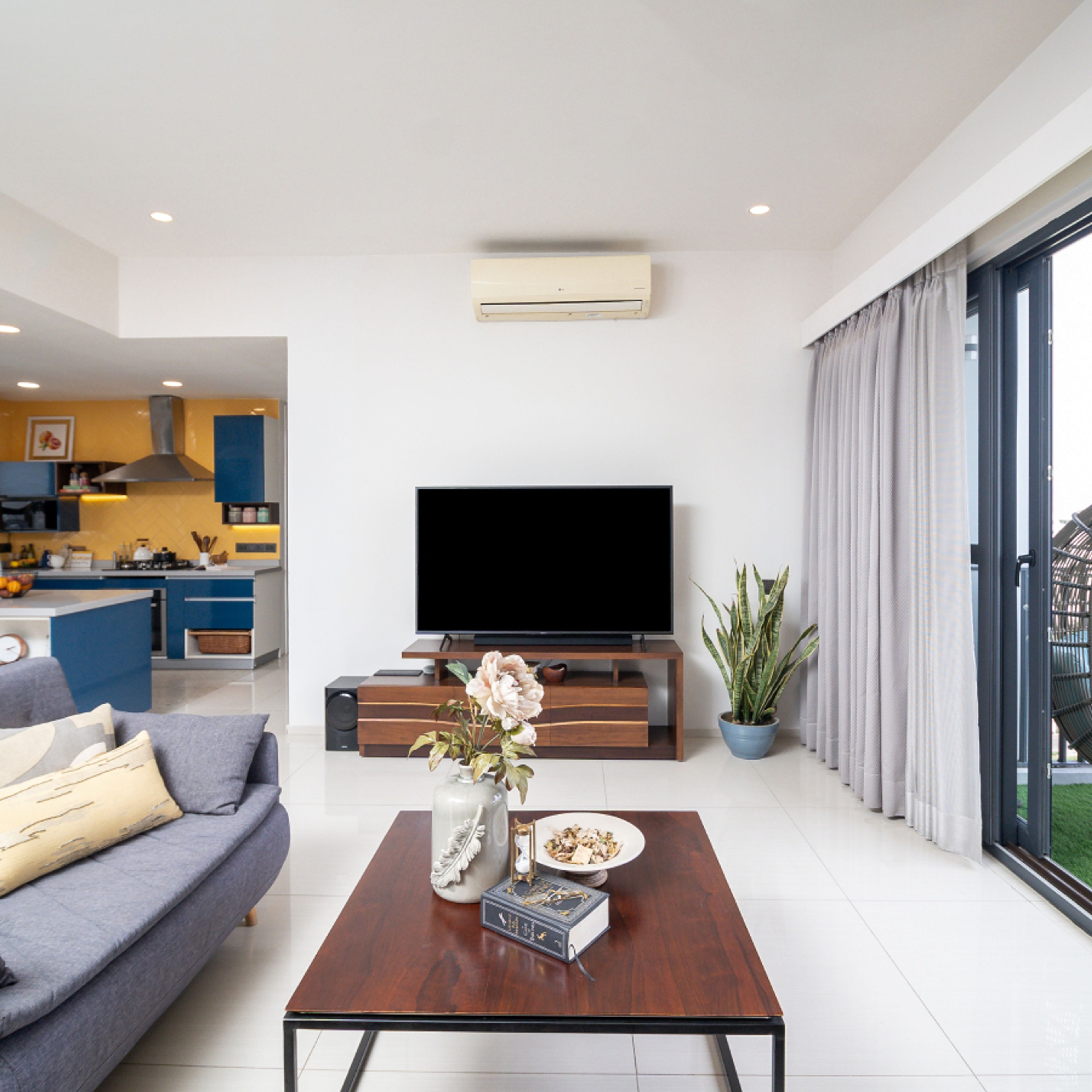 Minimal TV Unit With A Wooden Finish