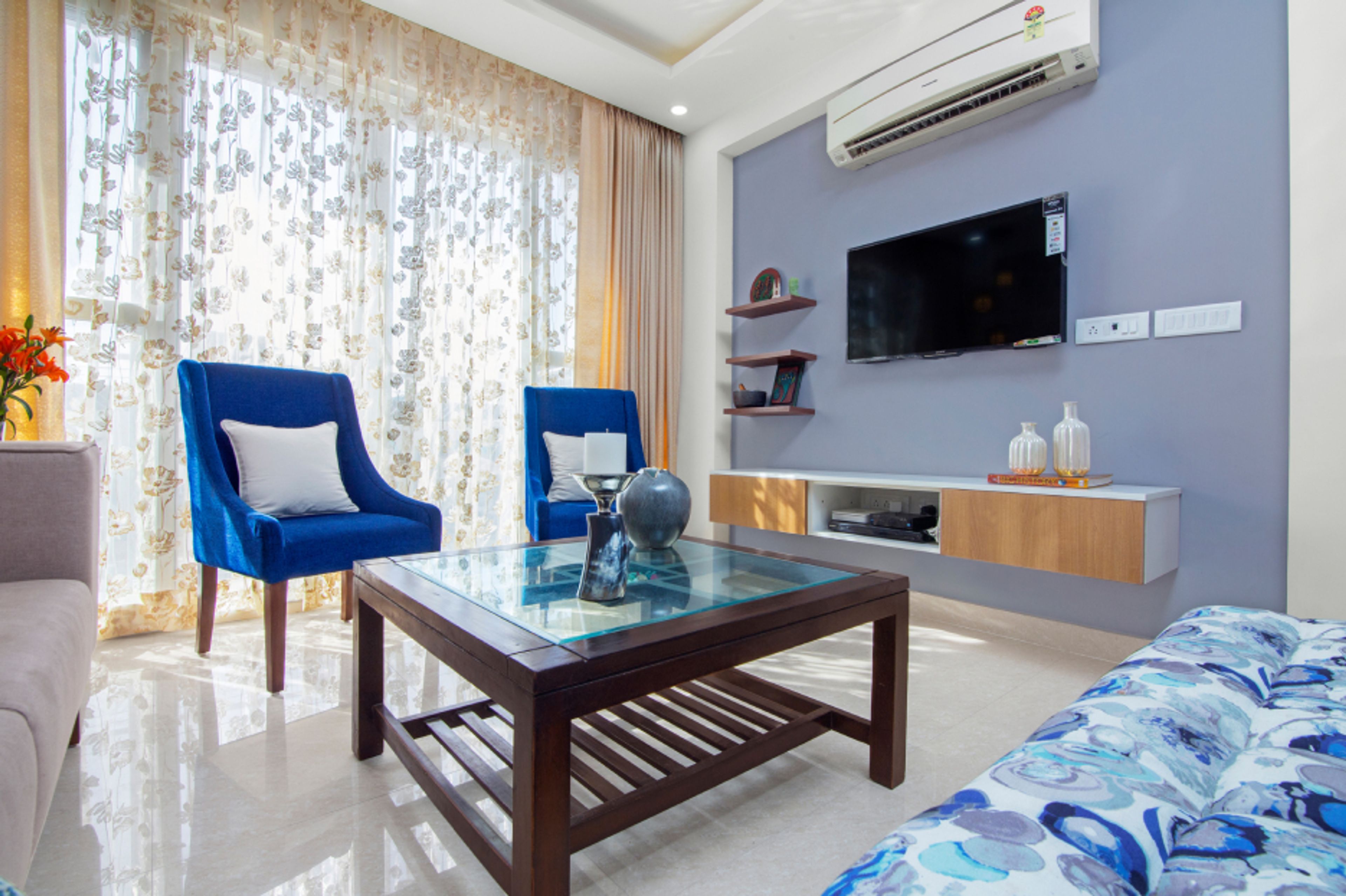 Modern Lavender Living Room Wall Paint Design