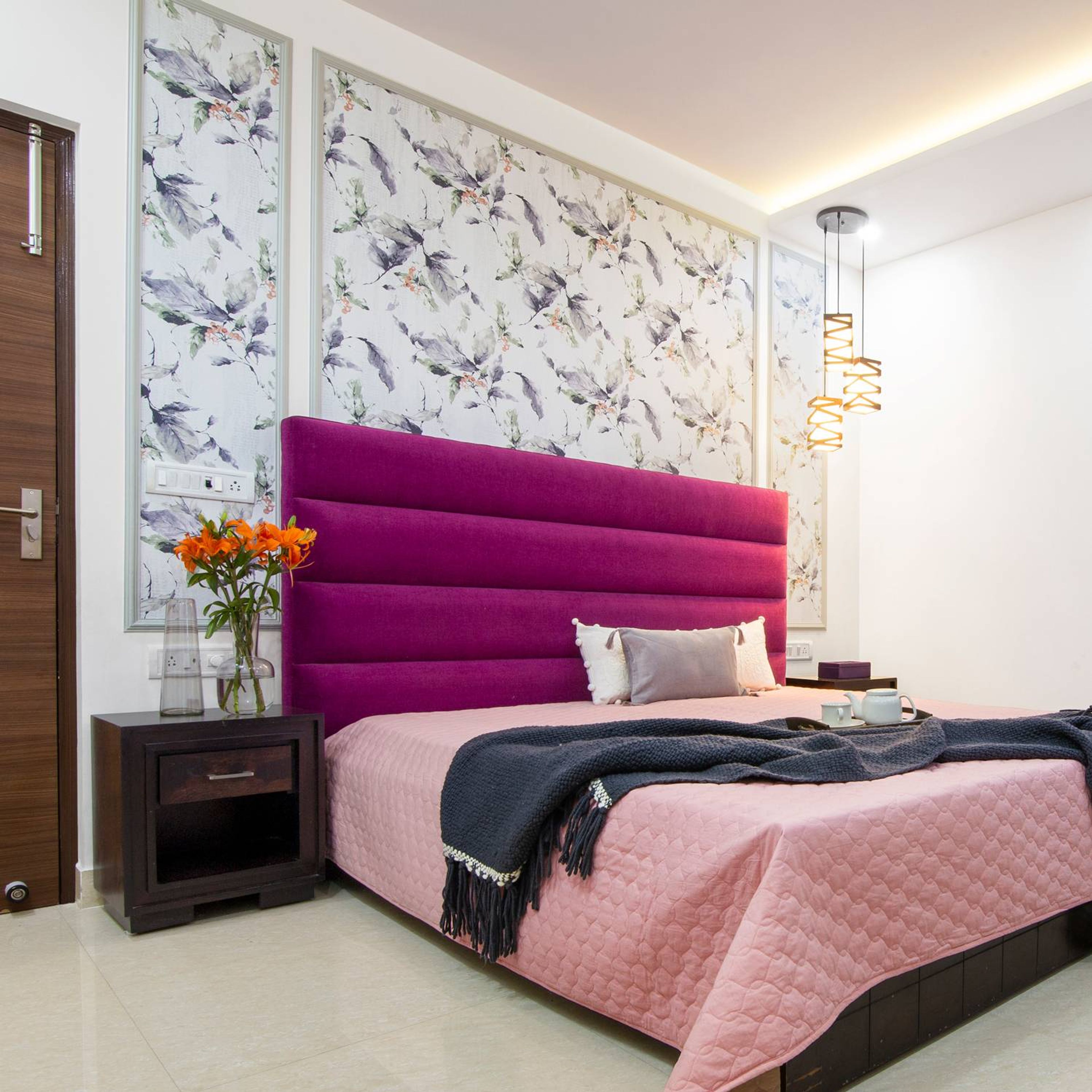 Modern Blue Bedroom Wallpaper Design With Wall Trims