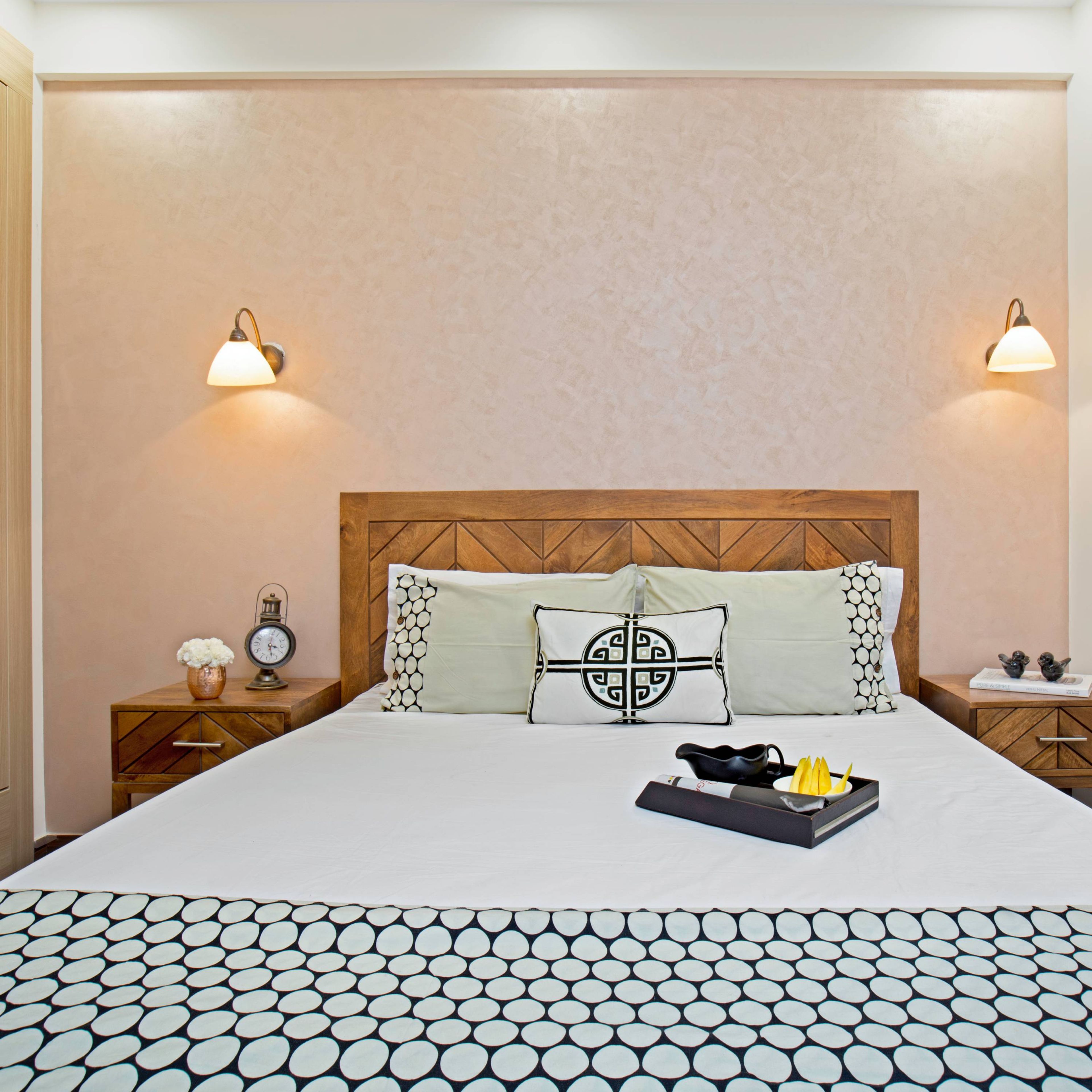 Light Pink Modern Bedroom Wallpaper Design