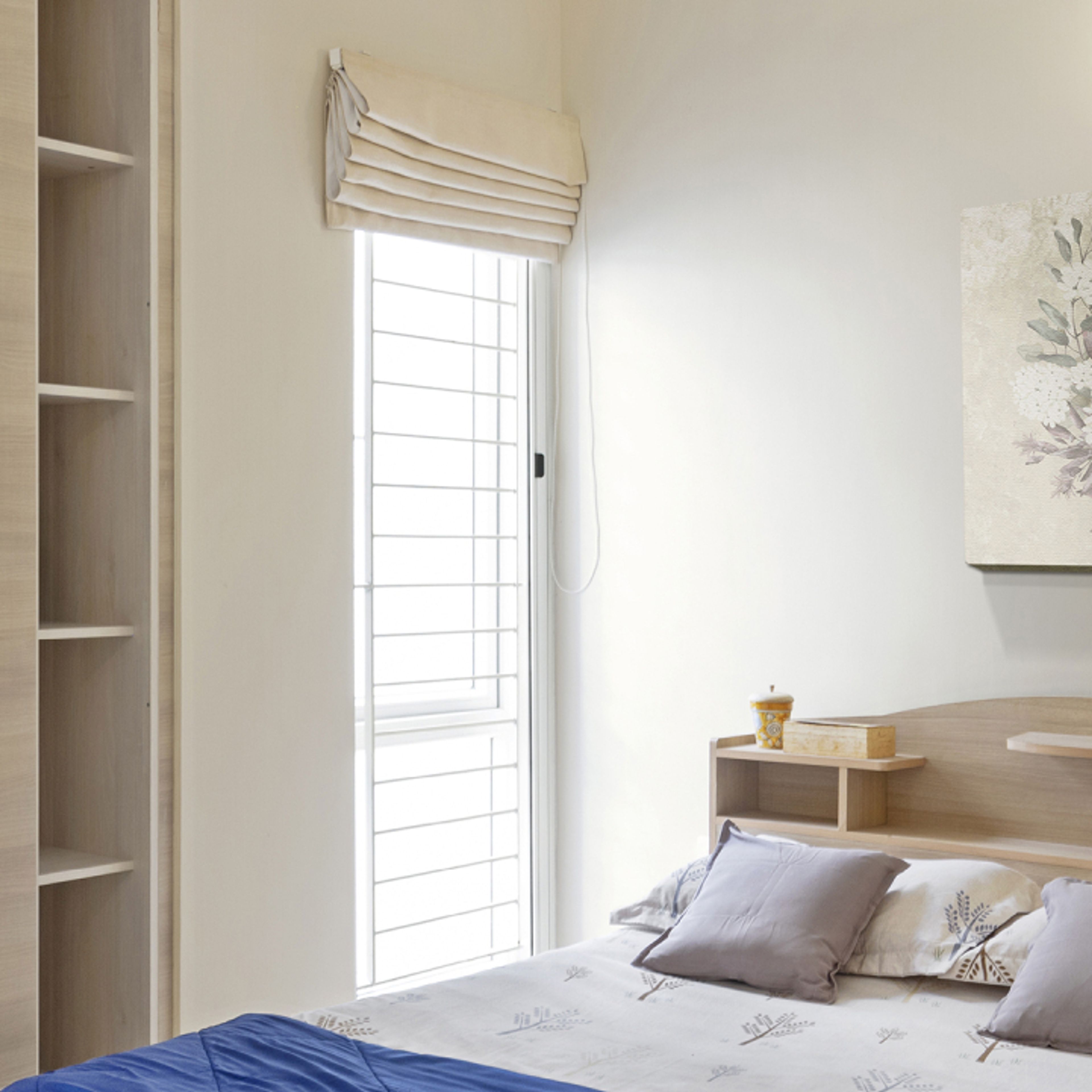 Double Hung Window Design For Modern Bedrooms