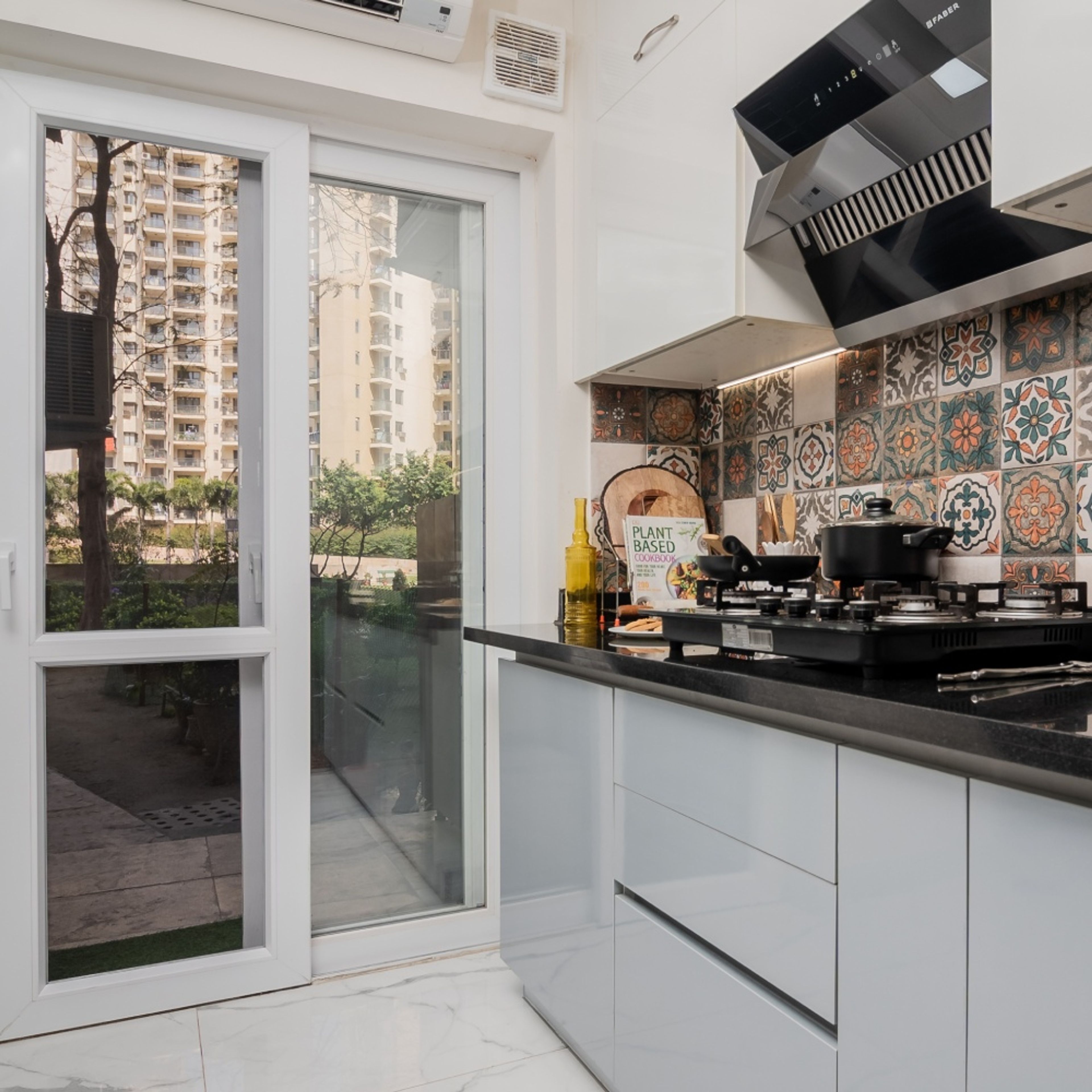 Large Sliding Window Design For Kitchens