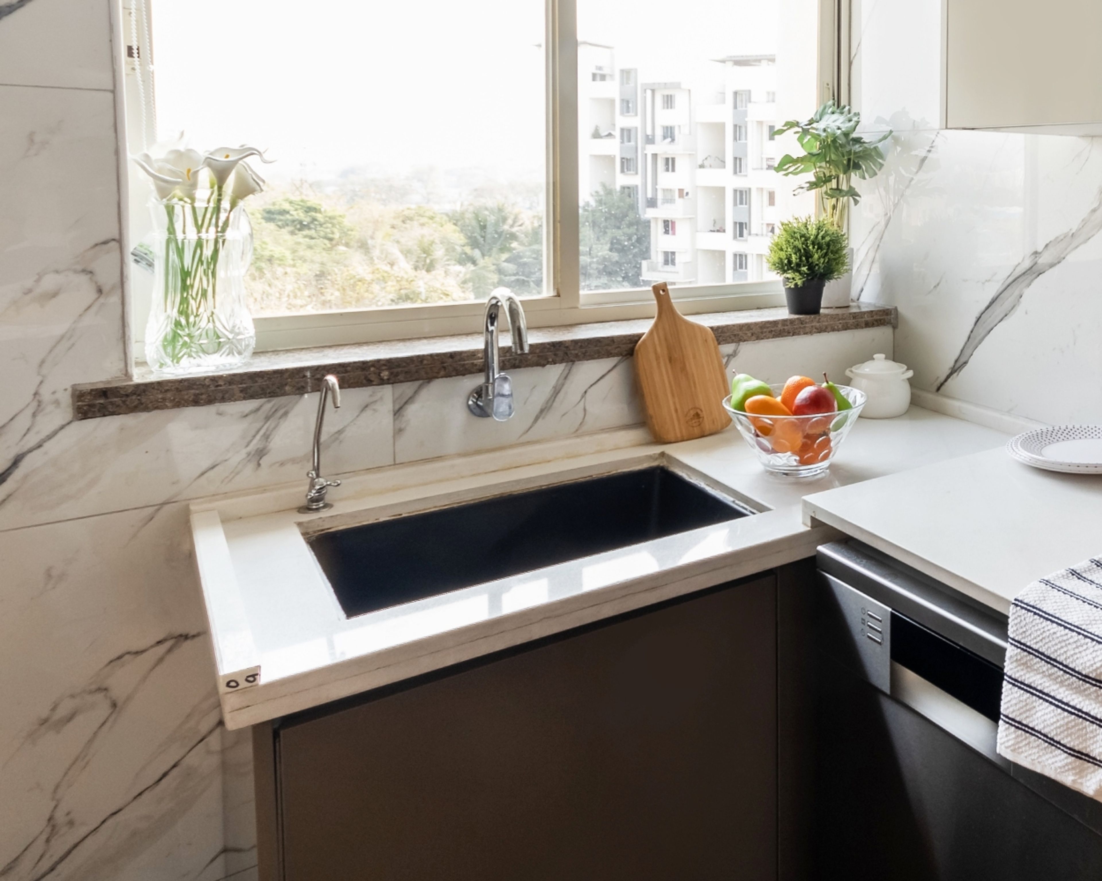 Modern Kitchen Sink With Undermount Quartz Single Bowl